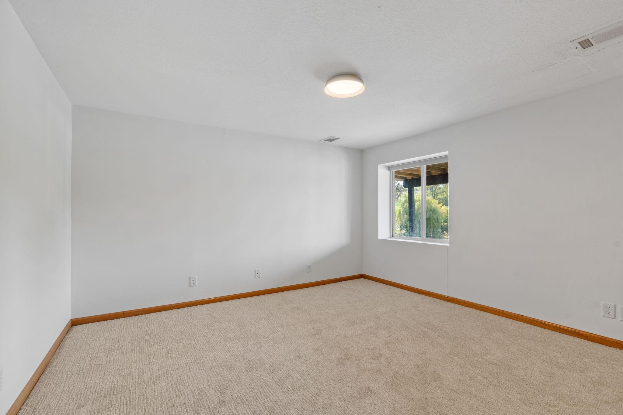 14858 Oakland Beach Avenue SE