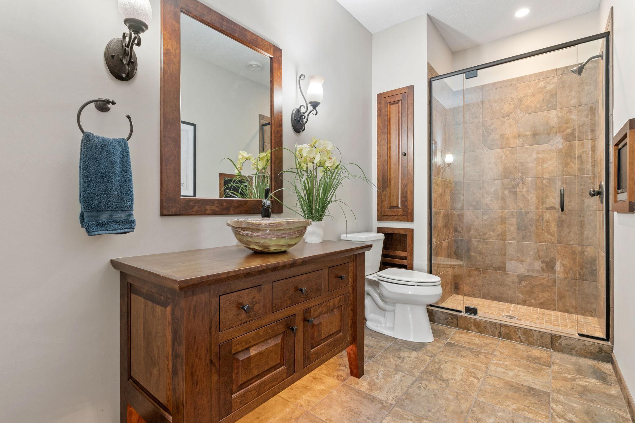 14907 Wildwood Court