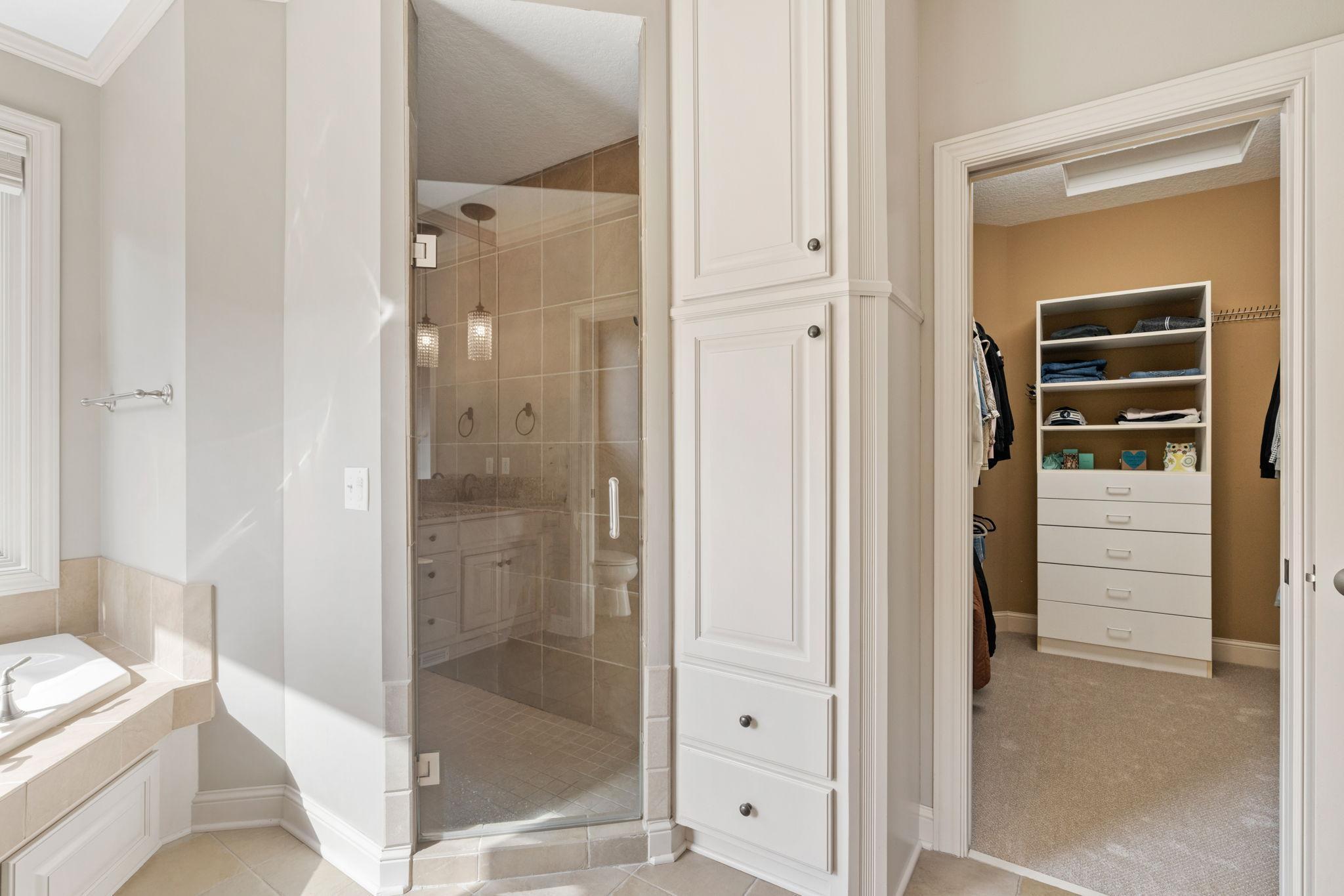 14907 Wildwood Court