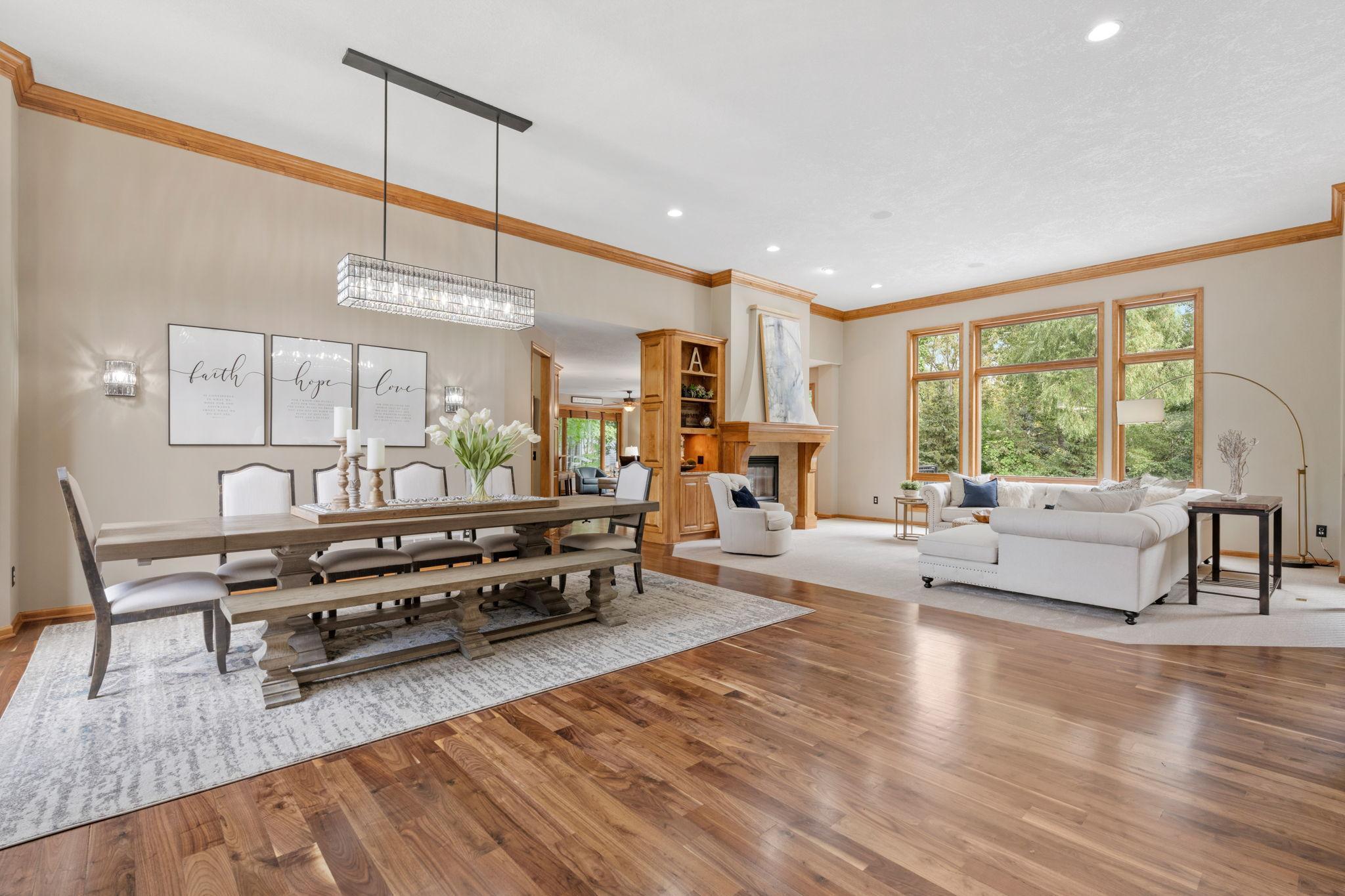 14907 Wildwood Court