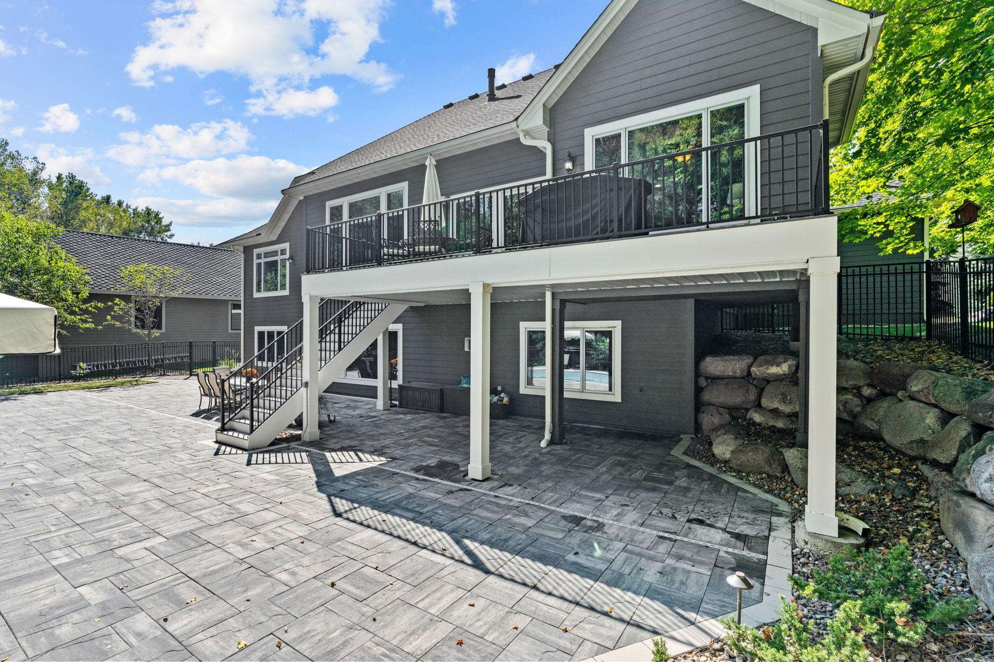 14907 Wildwood Court