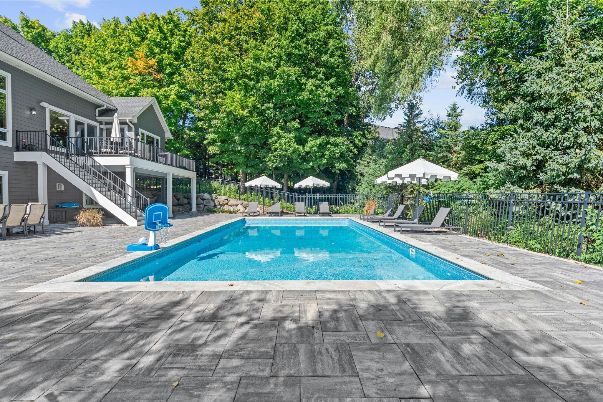 14907 Wildwood Court