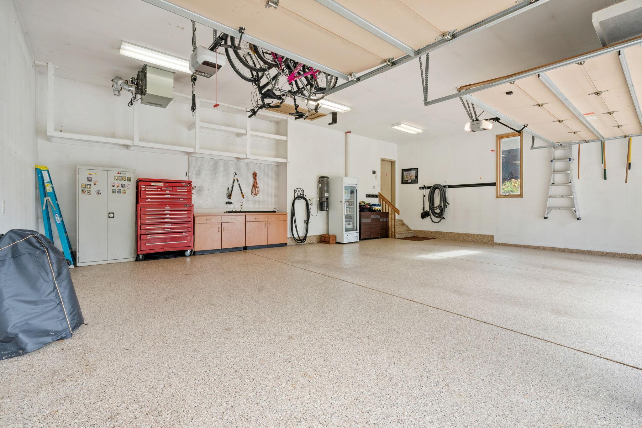 14907 Wildwood Court