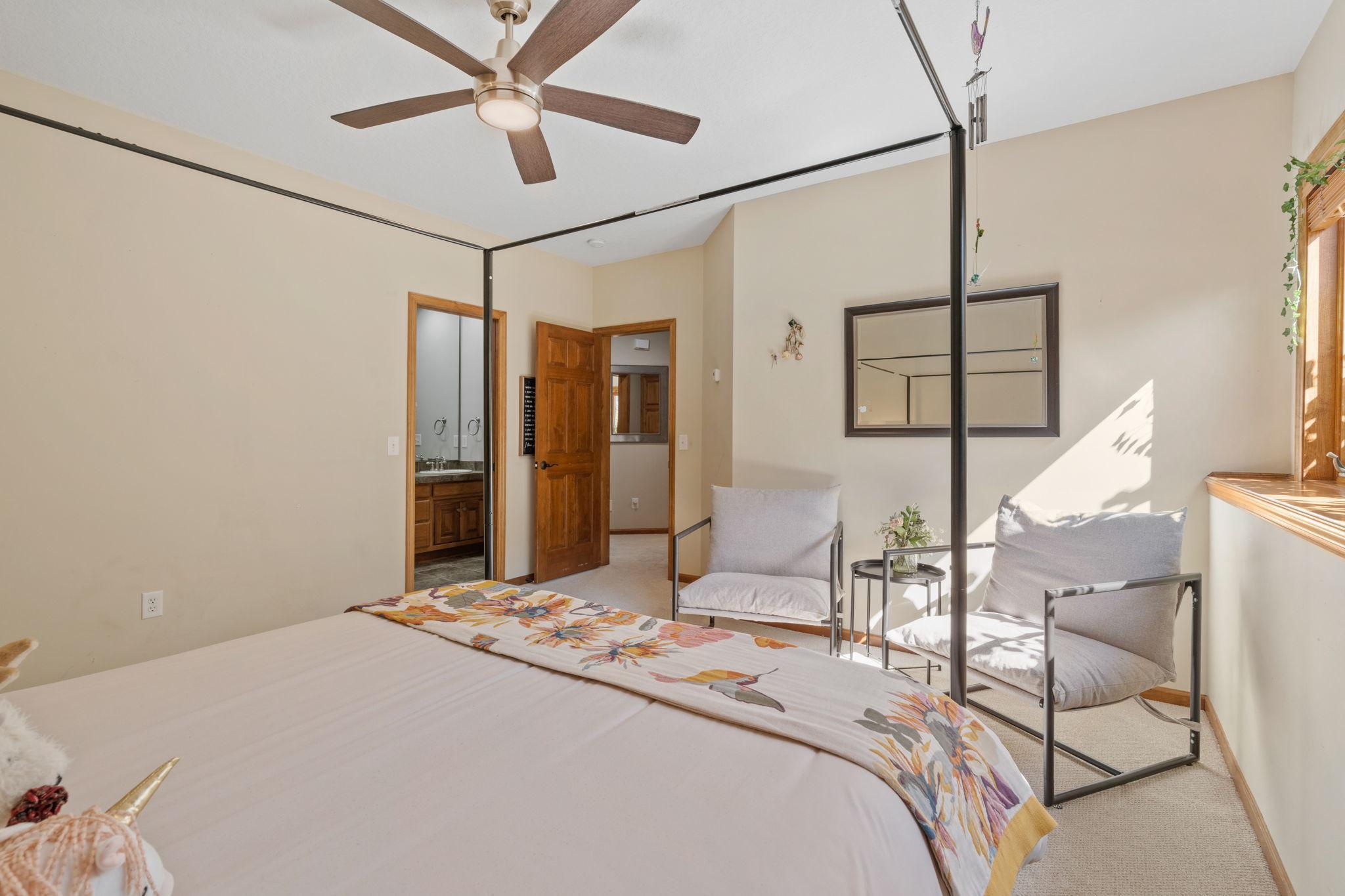 14907 Wildwood Court