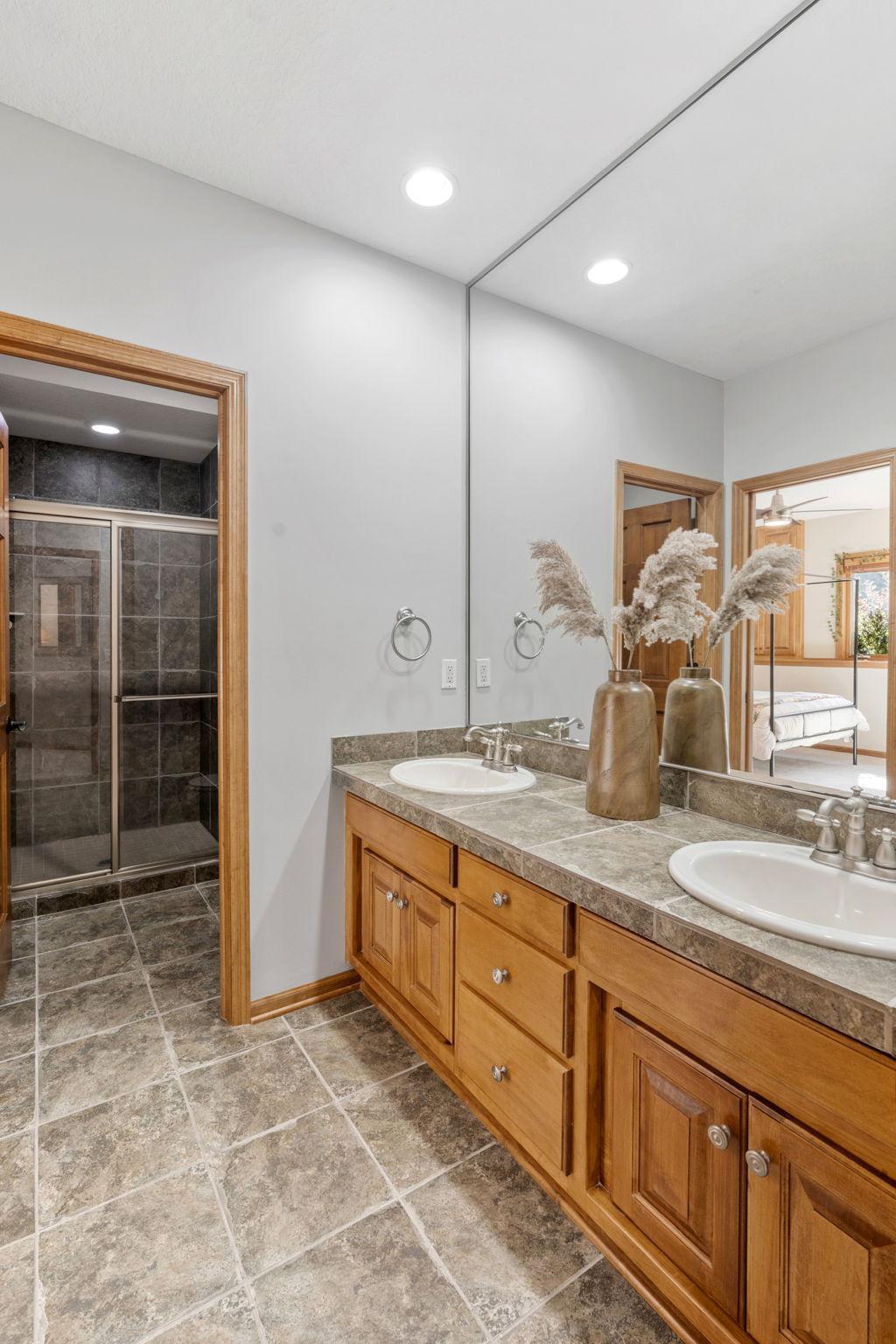 14907 Wildwood Court