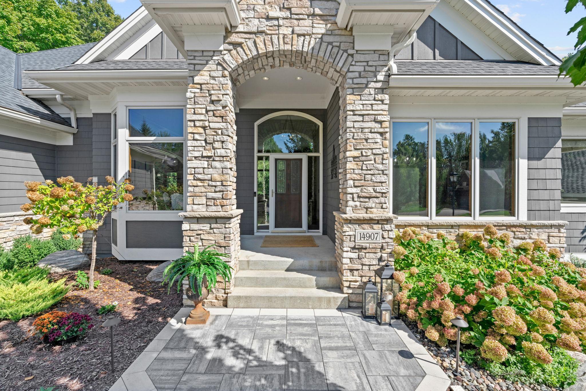 14907 Wildwood Court