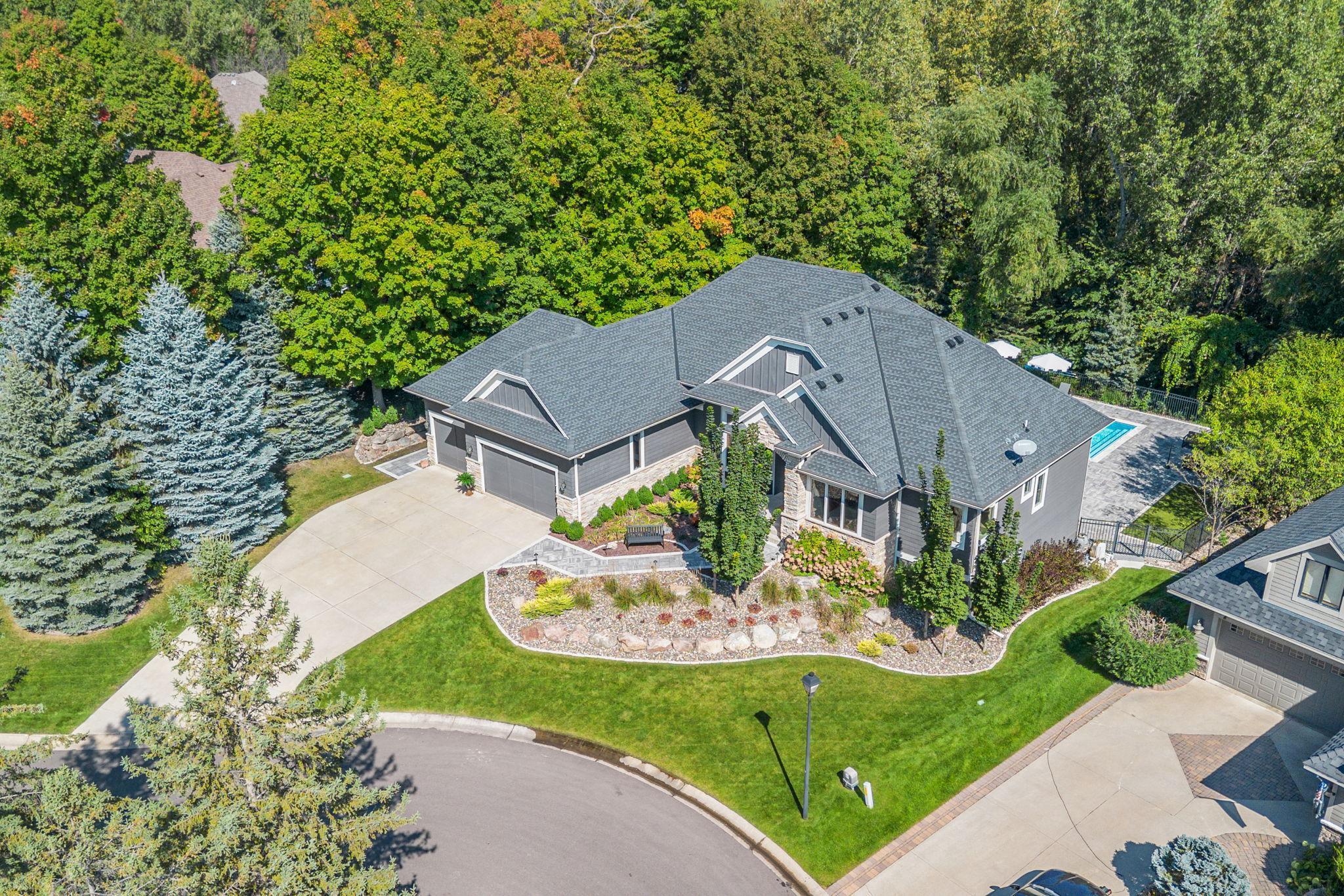 14907 Wildwood Court