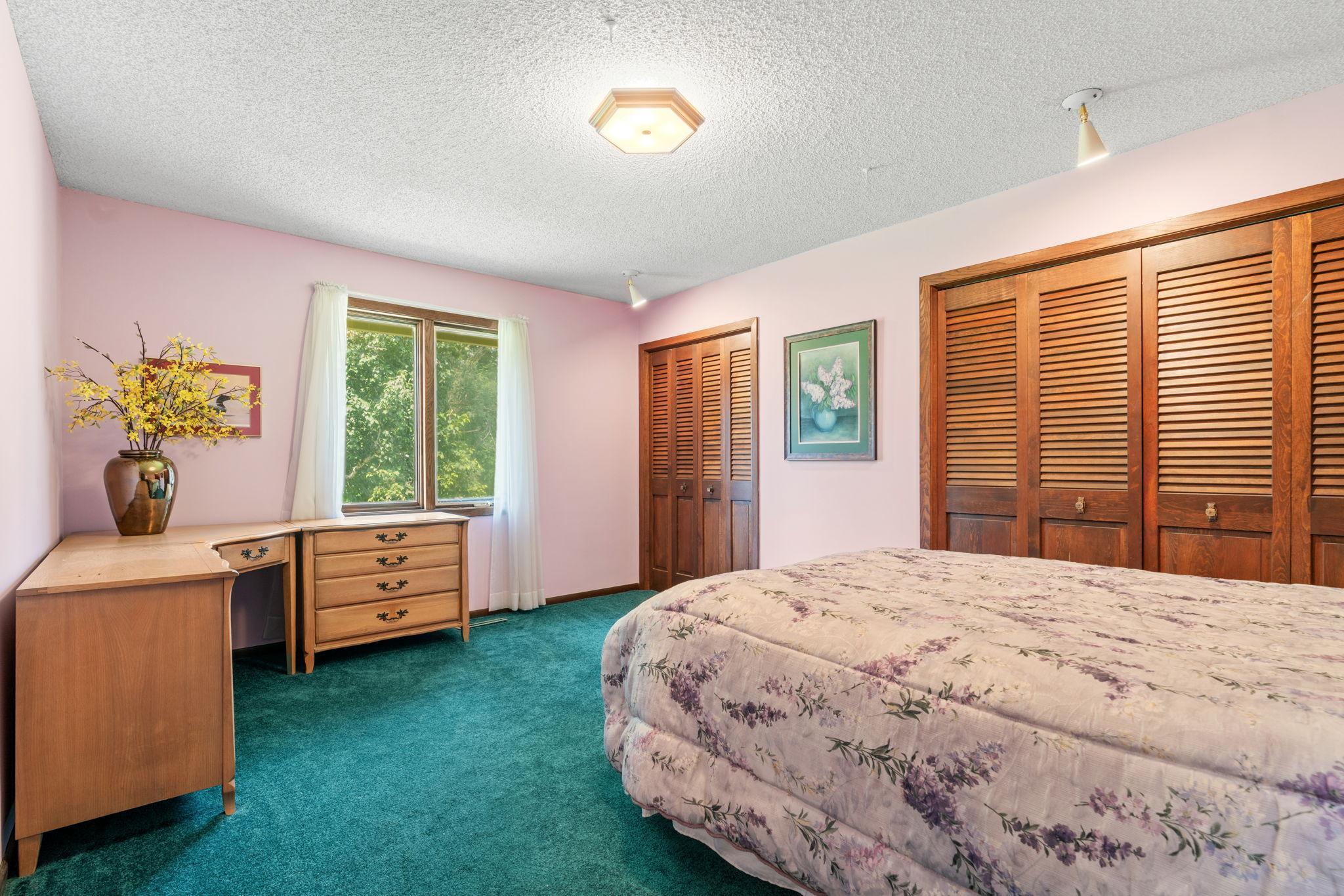 13200 Henning Circle NE