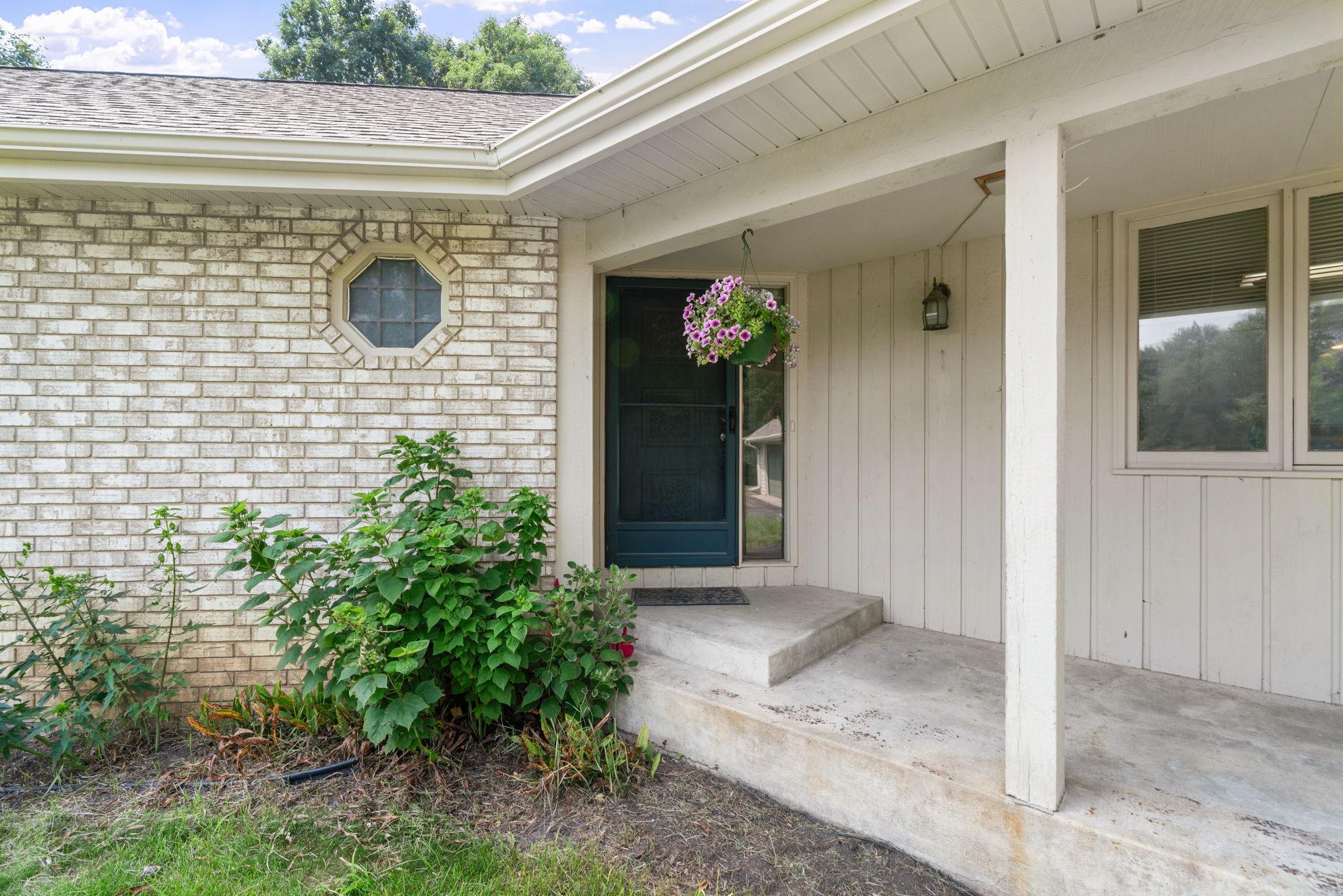 13200 Henning Circle NE