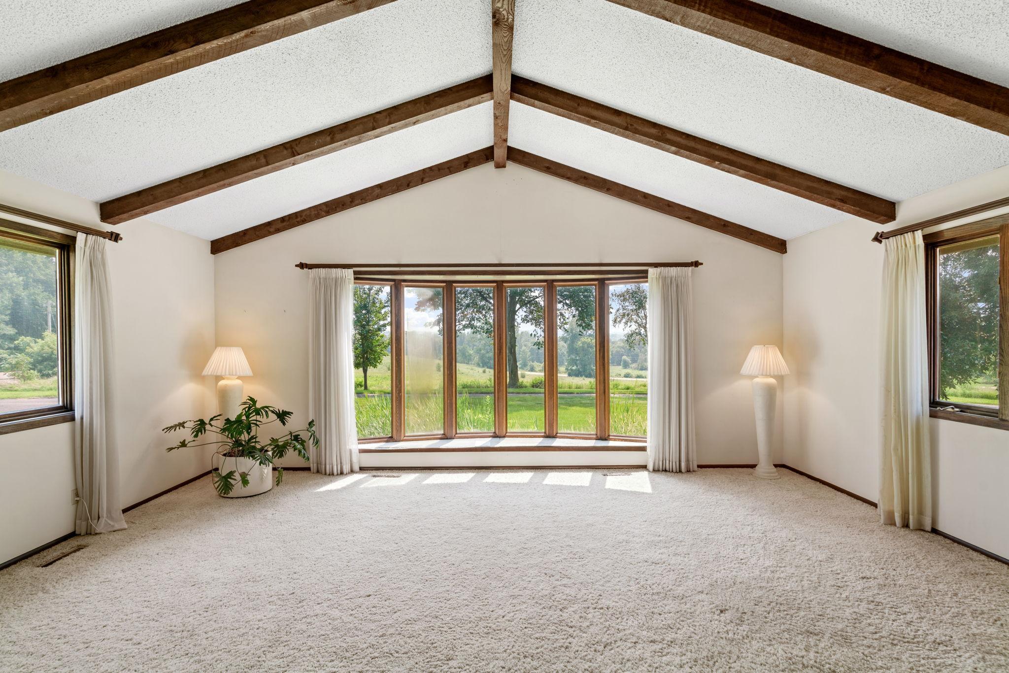 13200 Henning Circle NE