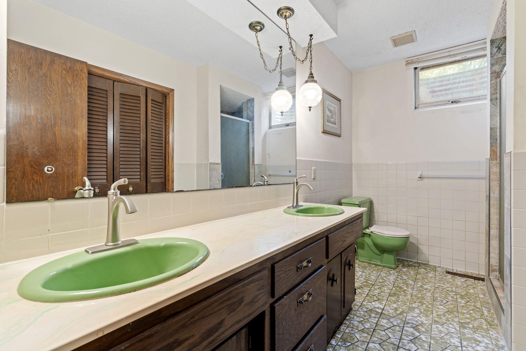 13200 Henning Circle NE