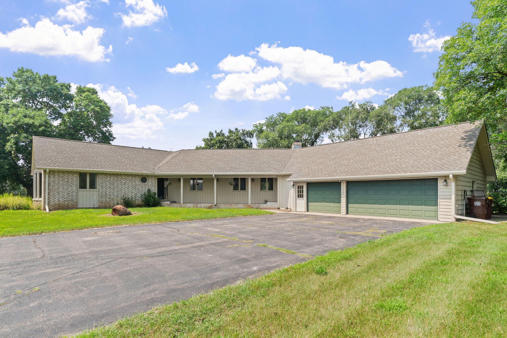 13200 Henning Circle NE