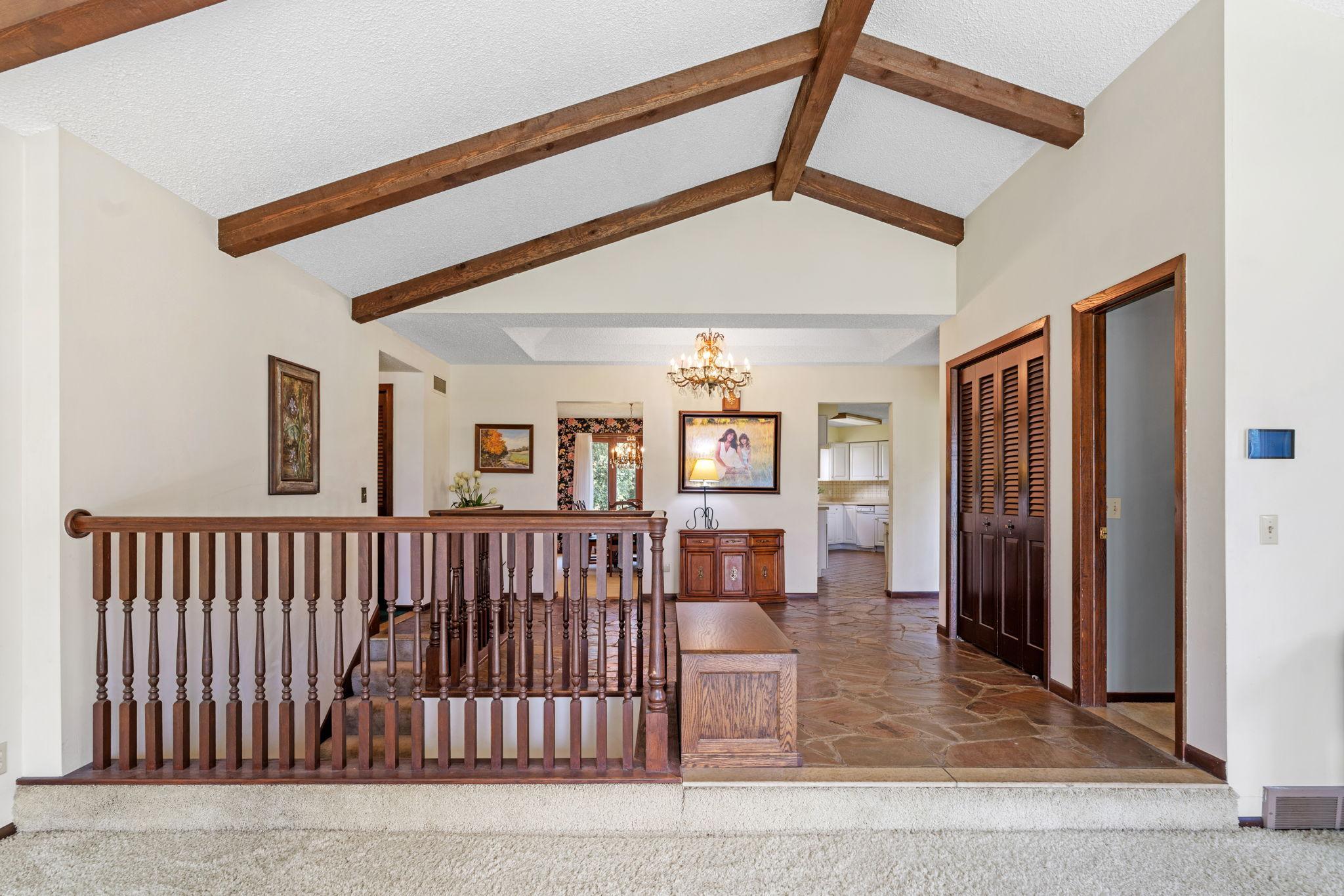 13200 Henning Circle NE