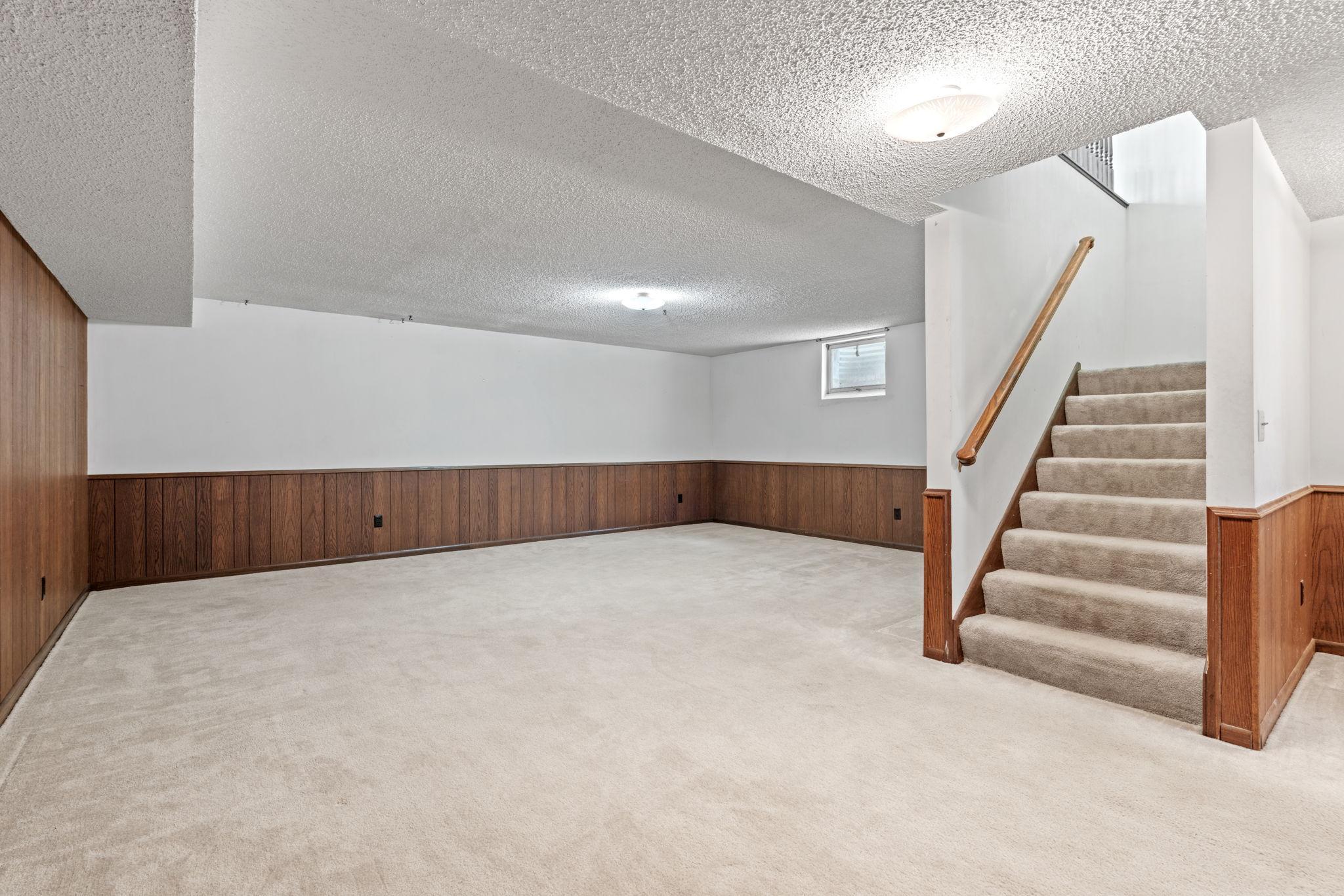 13200 Henning Circle NE