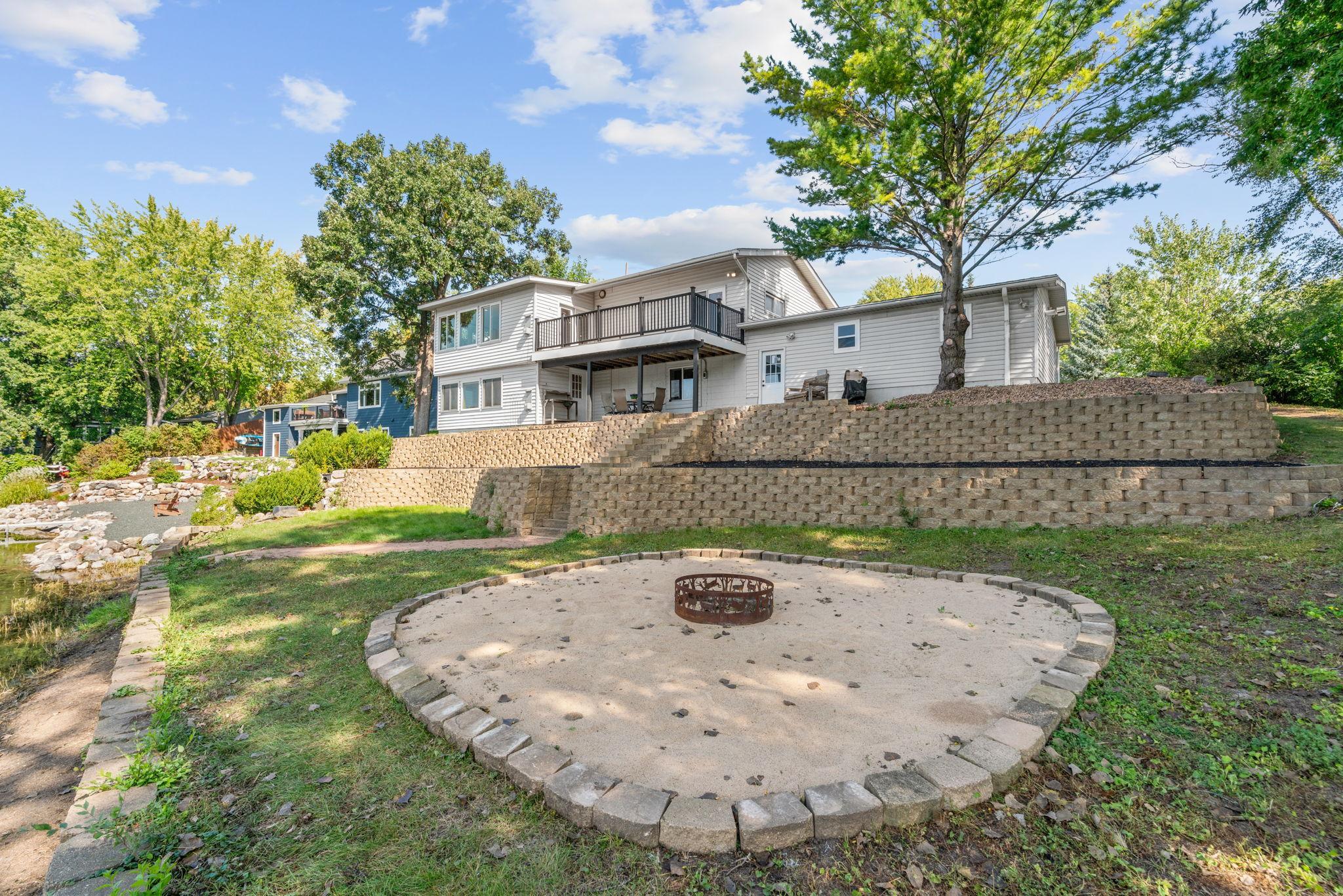 14858 Oakland Beach Avenue SE