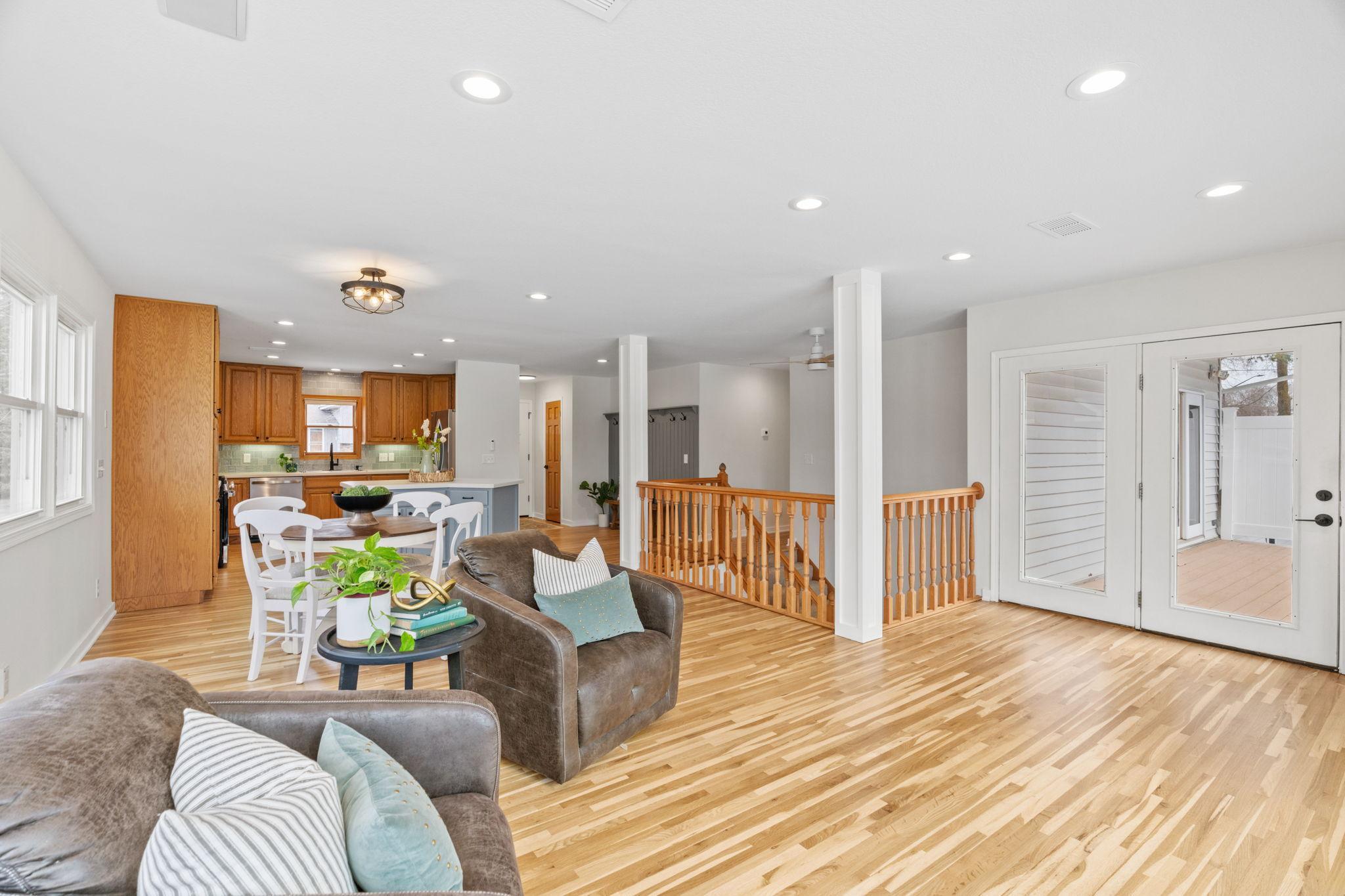 14858 Oakland Beach Avenue SE