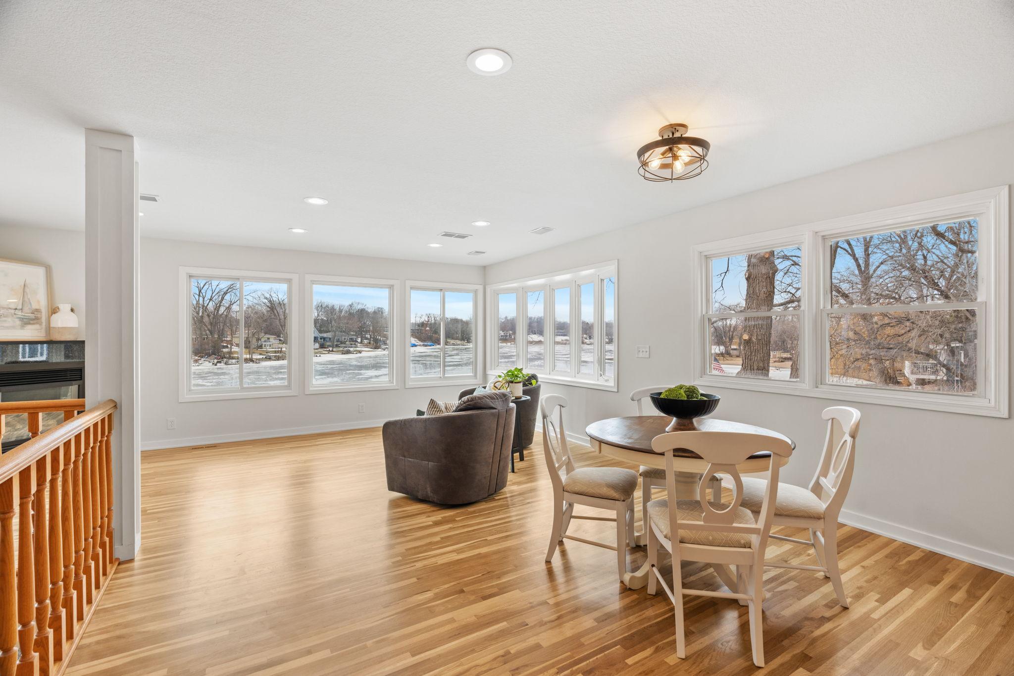 14858 Oakland Beach Avenue SE