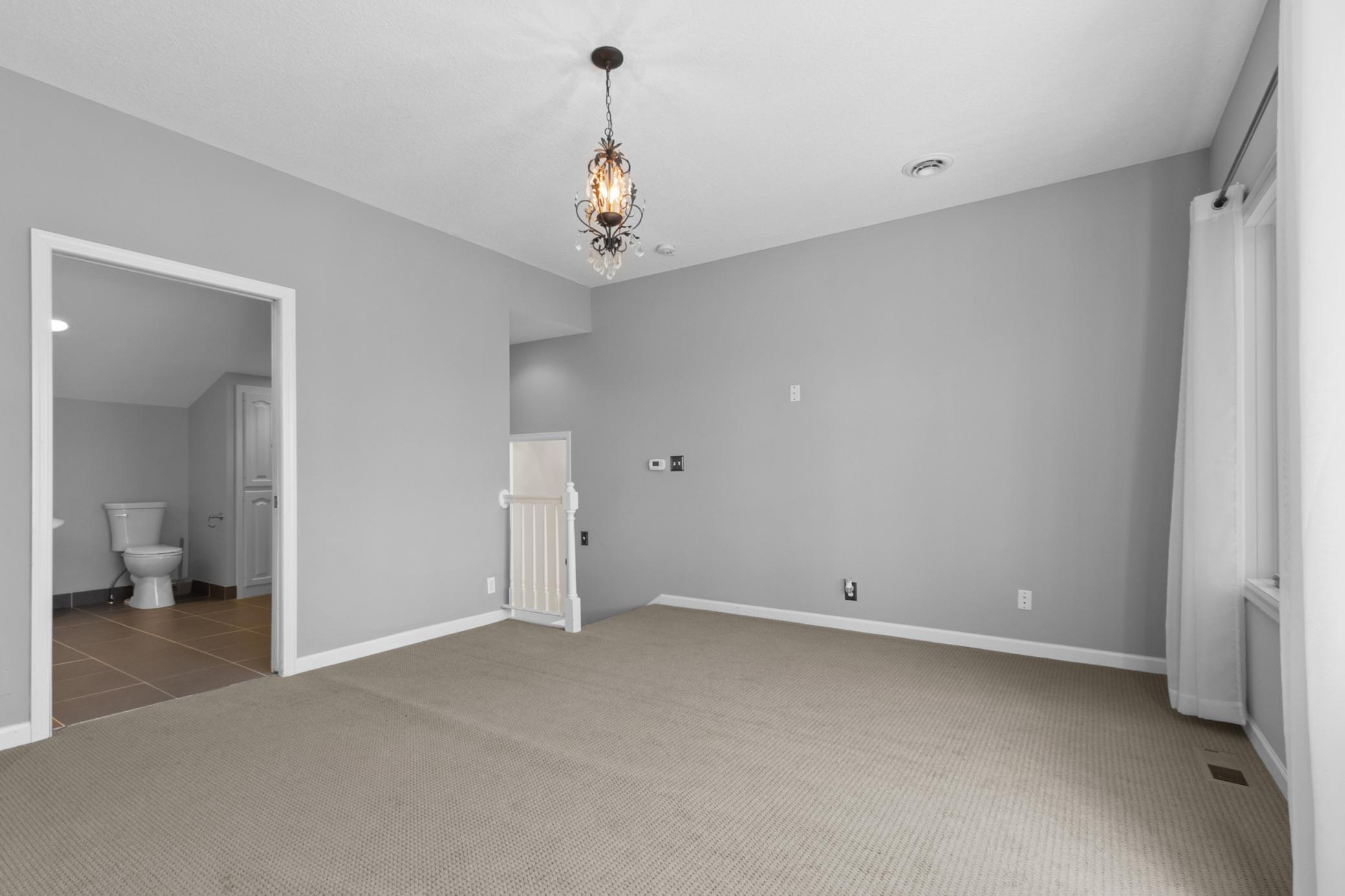 3535 Ivy Place