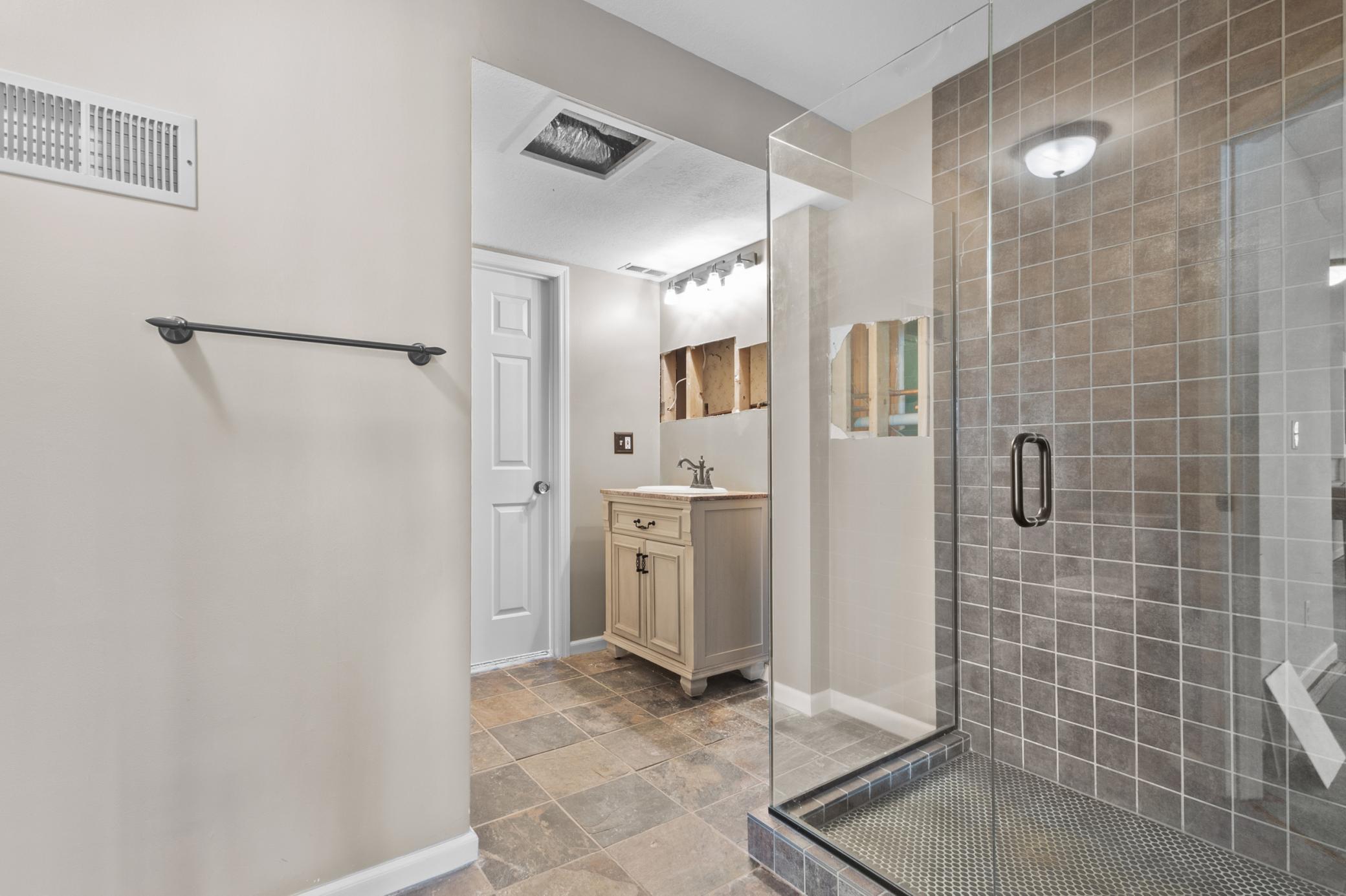 3535 Ivy Place
