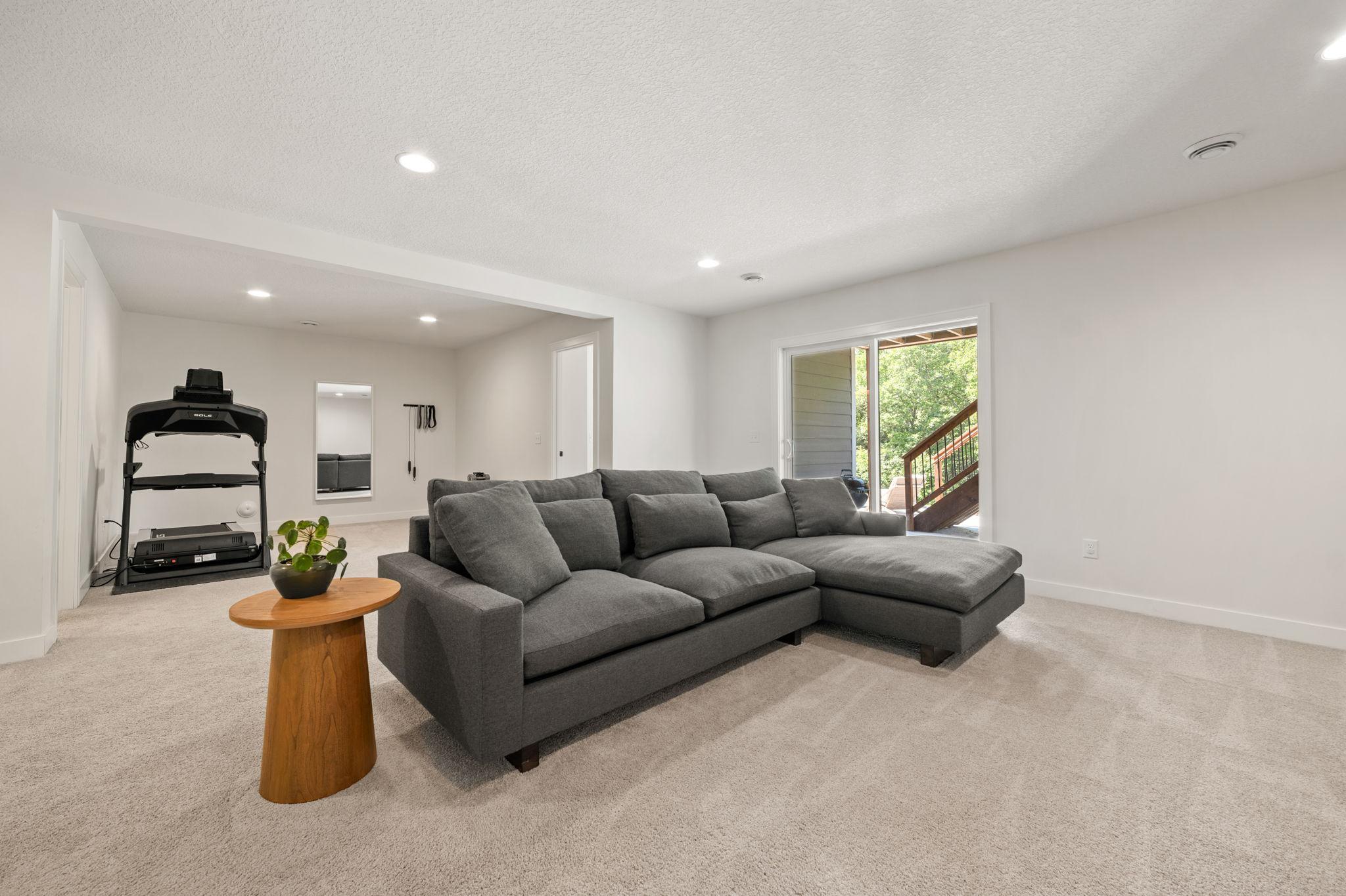 5090 Boulder Lane
