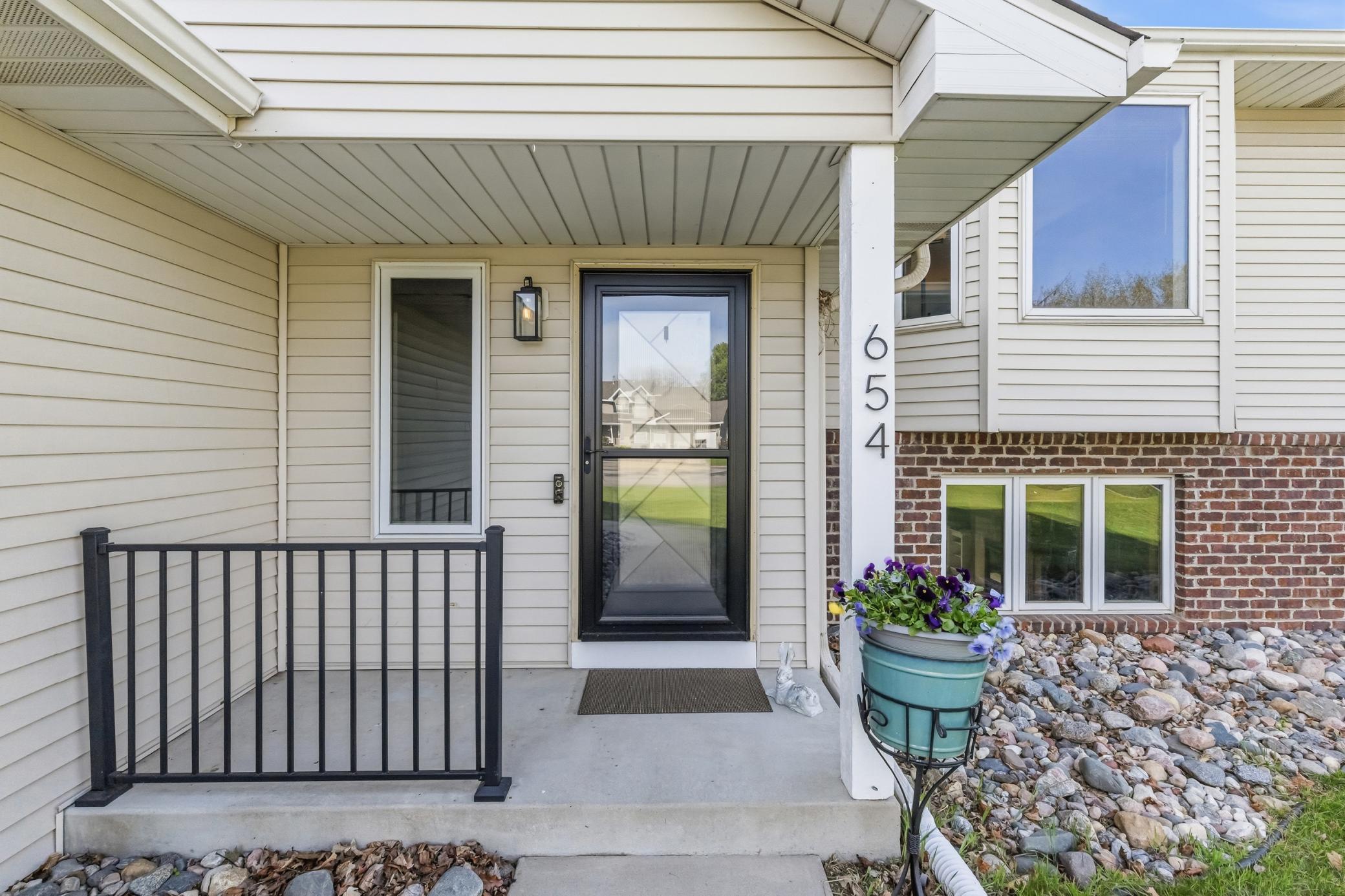 654 Timothy Court