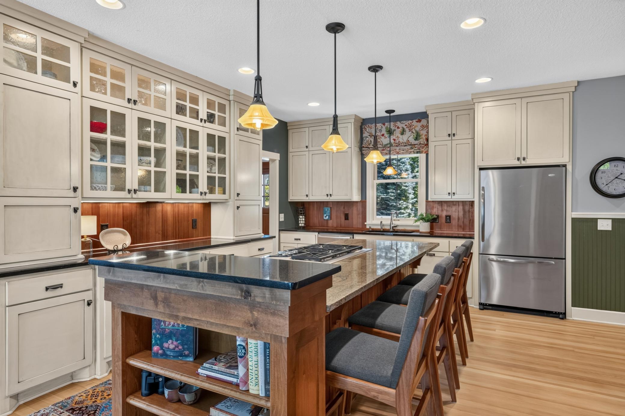 5488 Fairlawn Shores Trail SE