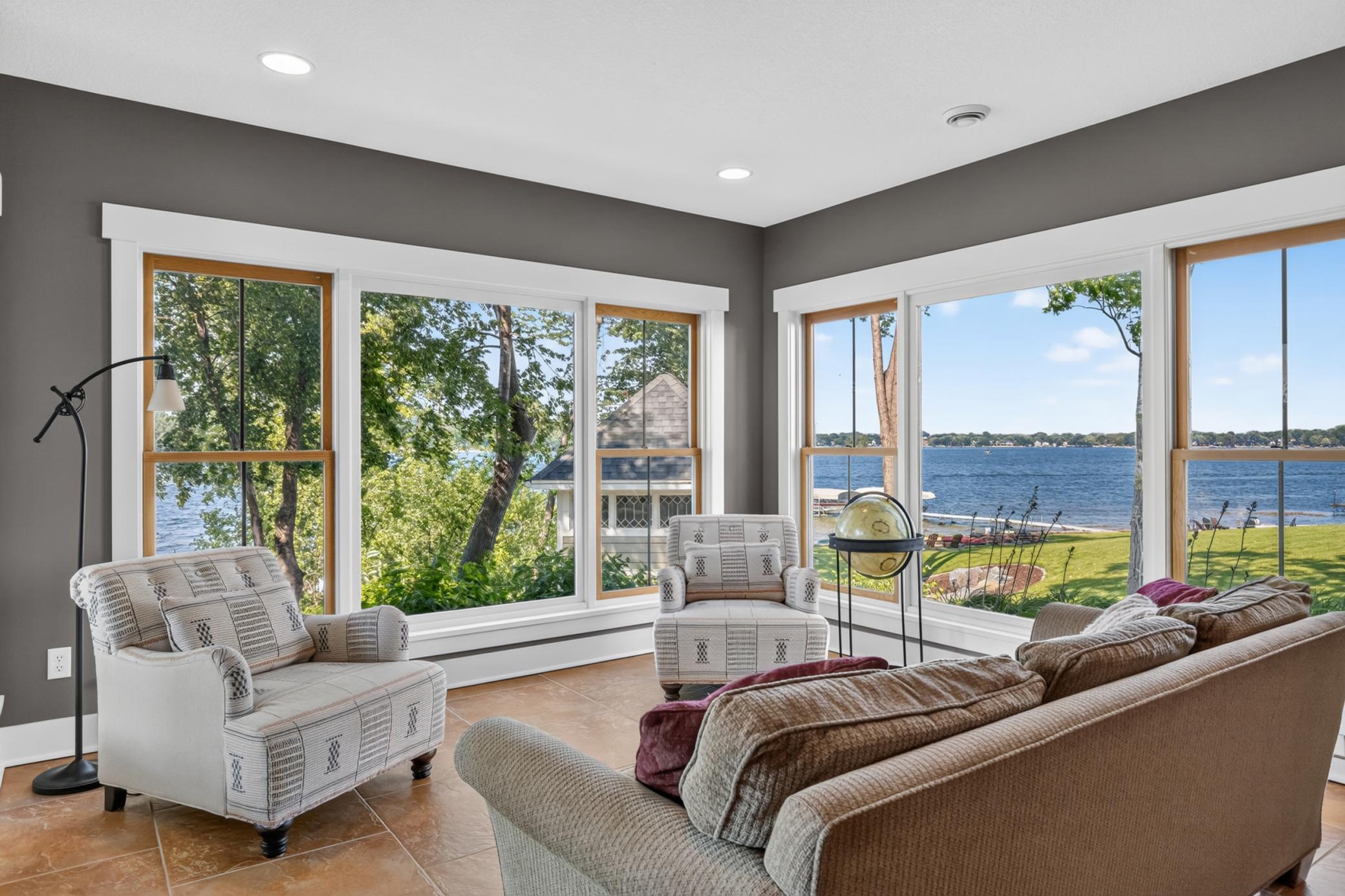 5488 Fairlawn Shores Trail SE