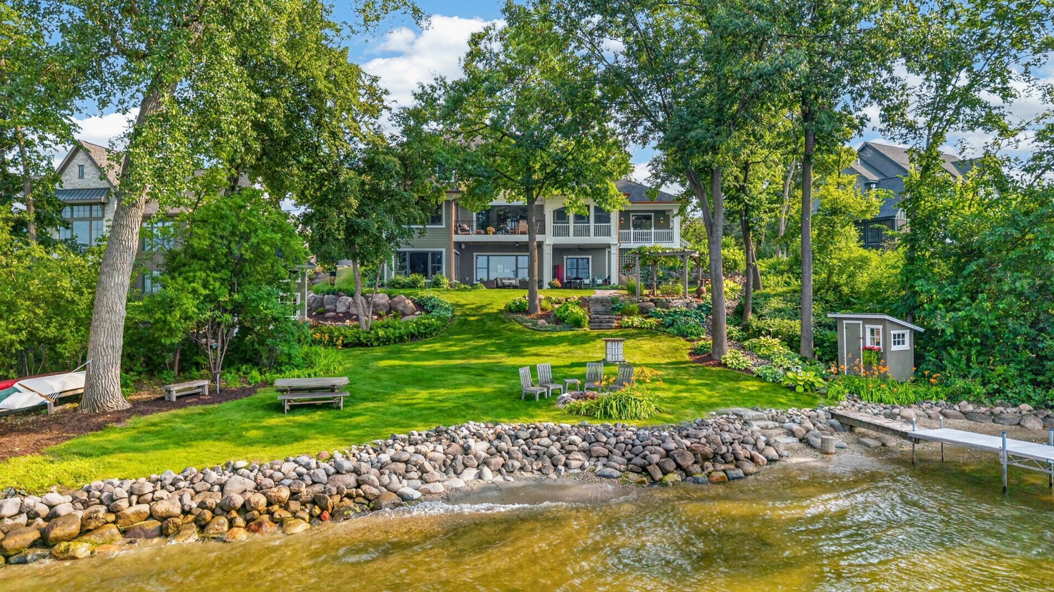 5488 Fairlawn Shores Trail SE