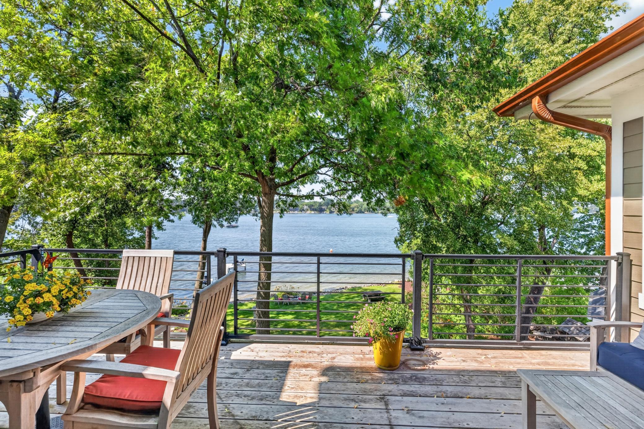 5488 Fairlawn Shores Trail SE
