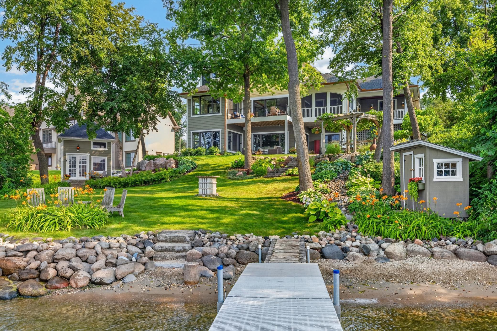 5488 Fairlawn Shores Trail SE