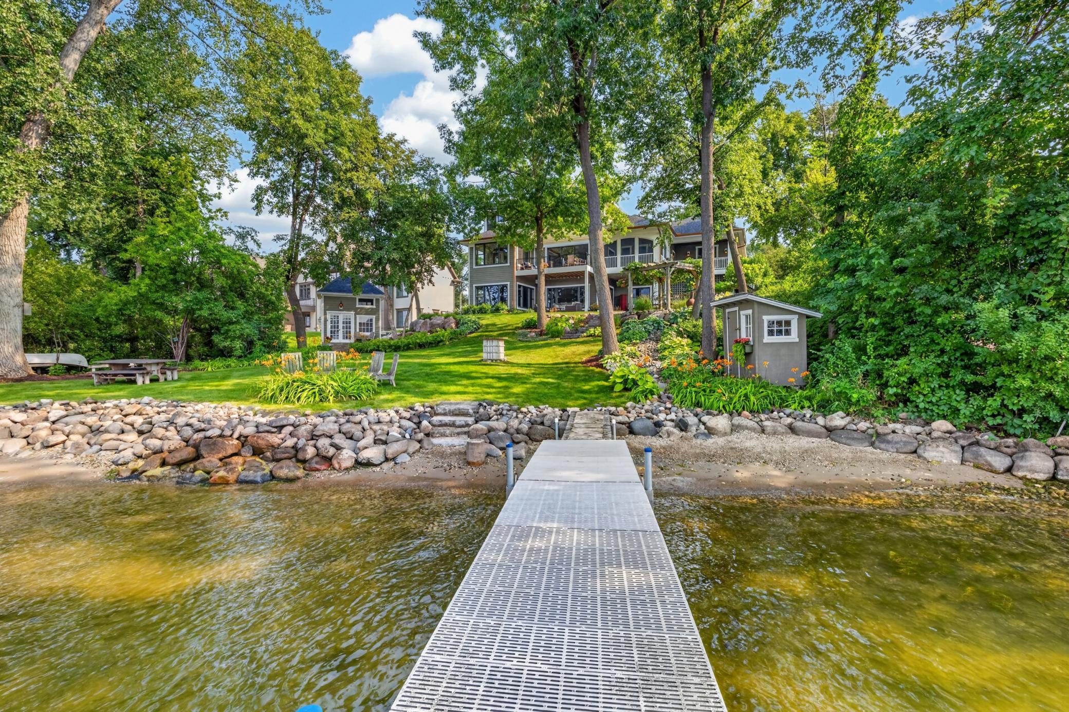 5488 Fairlawn Shores Trail SE
