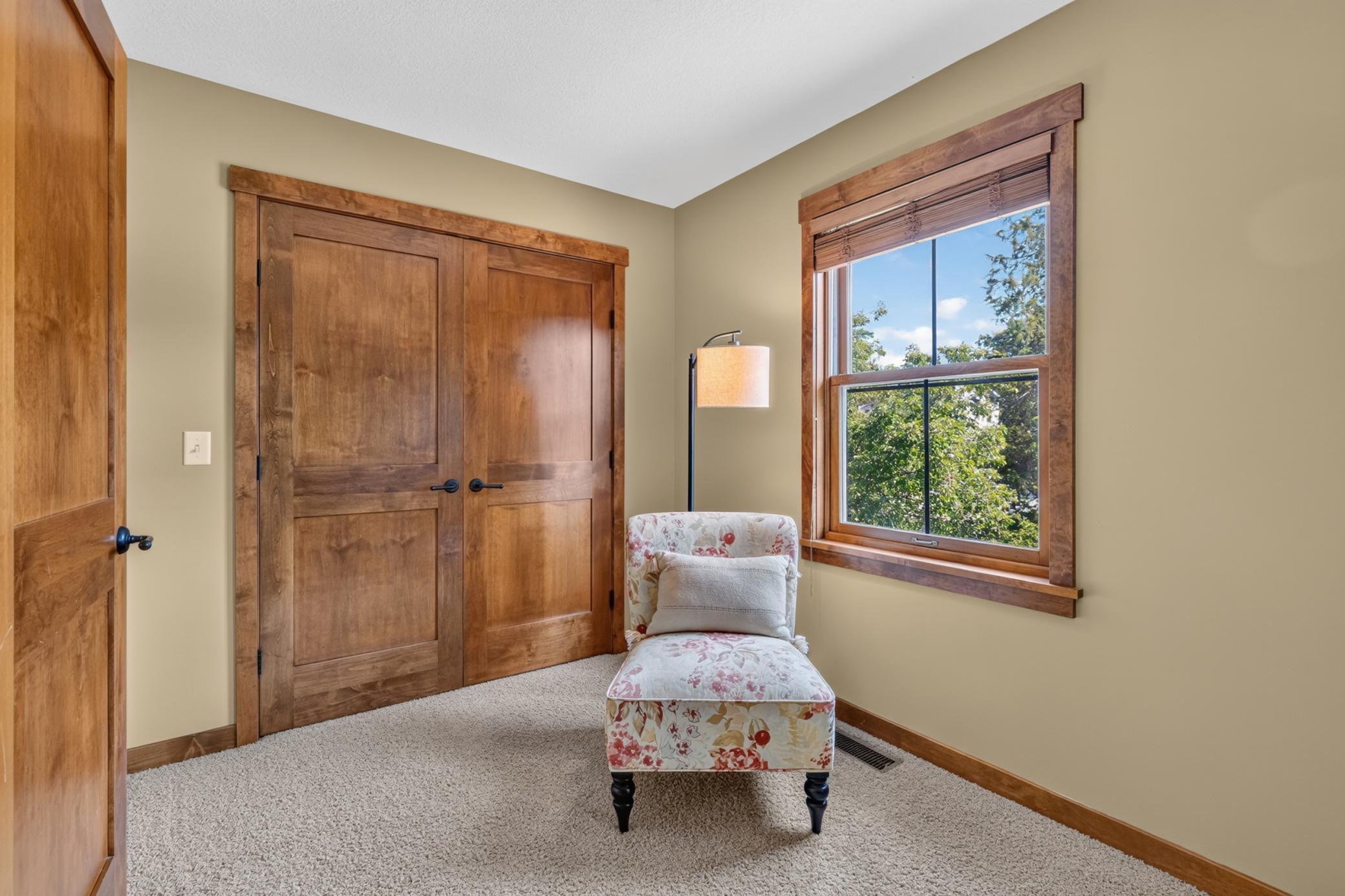 5488 Fairlawn Shores Trail SE