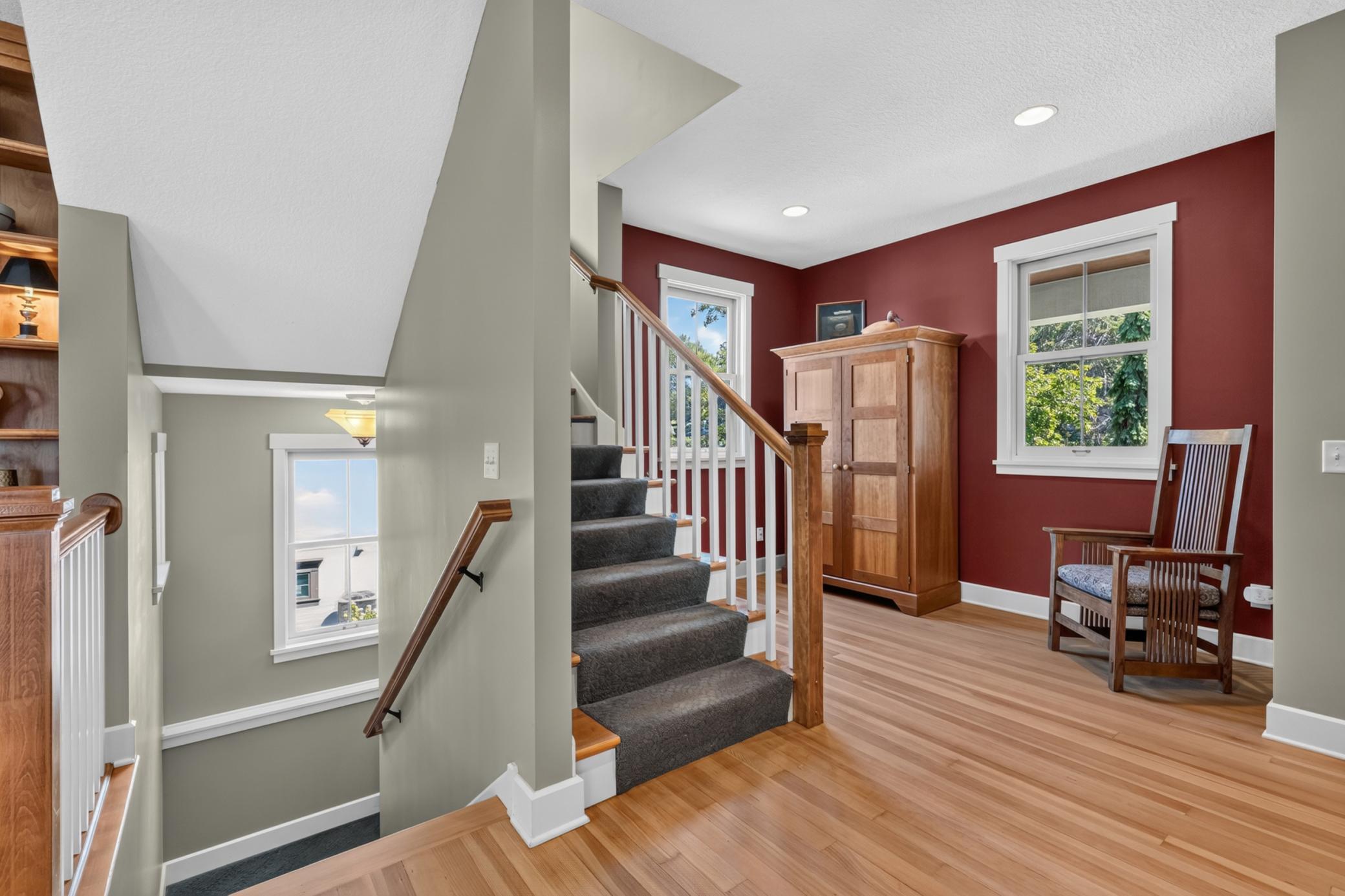 5488 Fairlawn Shores Trail SE