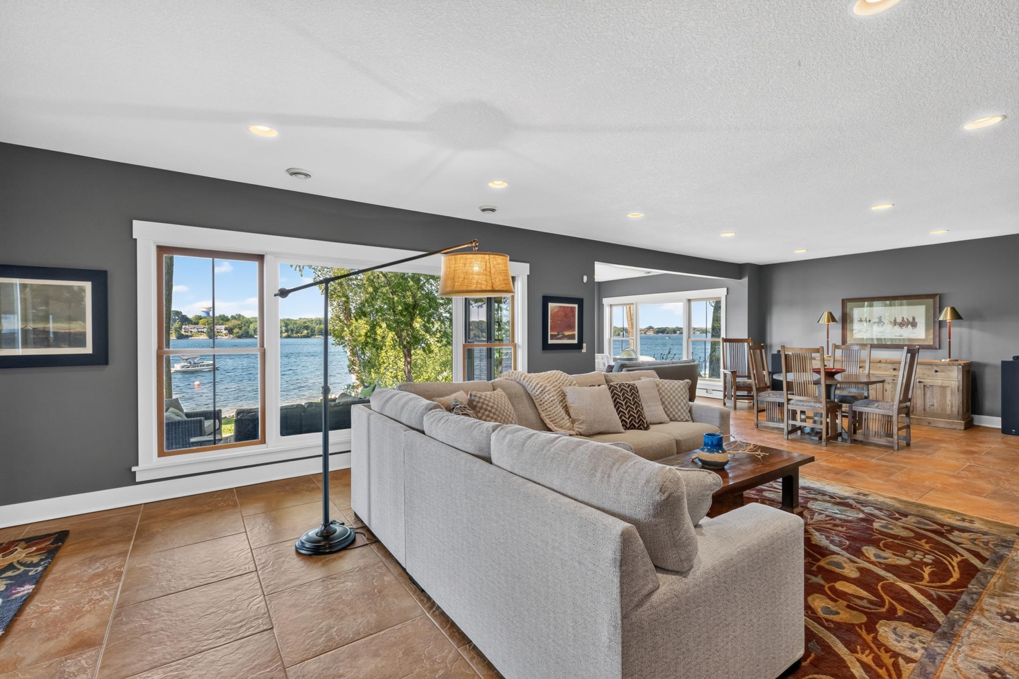 5488 Fairlawn Shores Trail SE