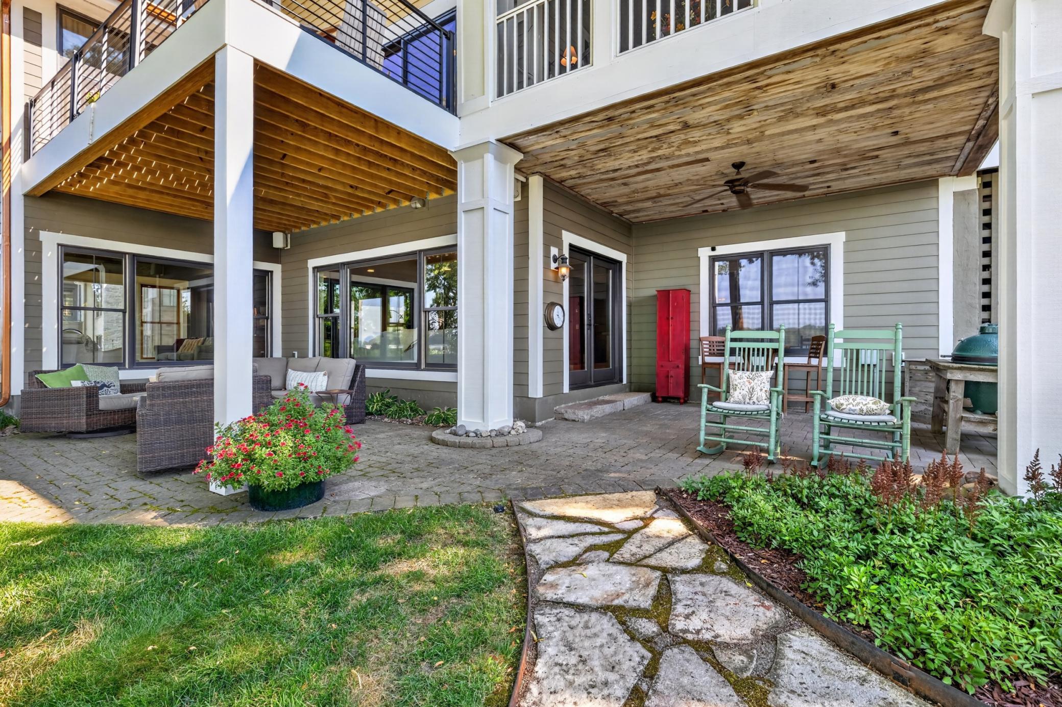 5488 Fairlawn Shores Trail SE