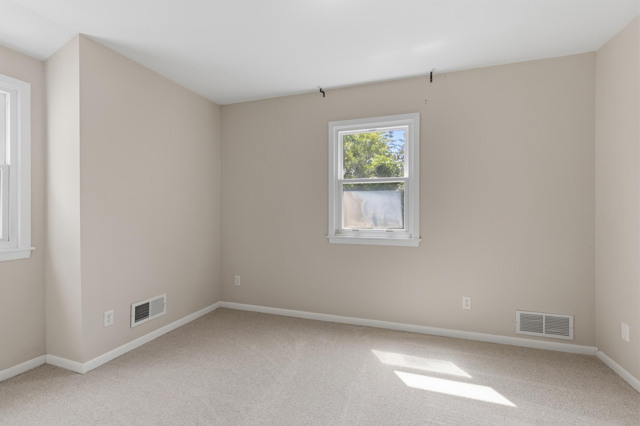 13995 Hidden Lake Trail NE