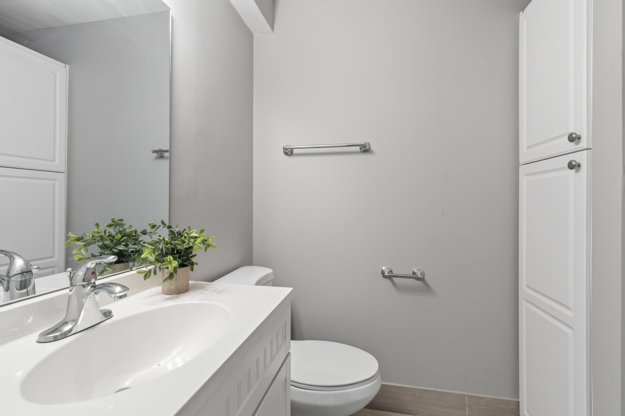13995 Hidden Lake Trail NE