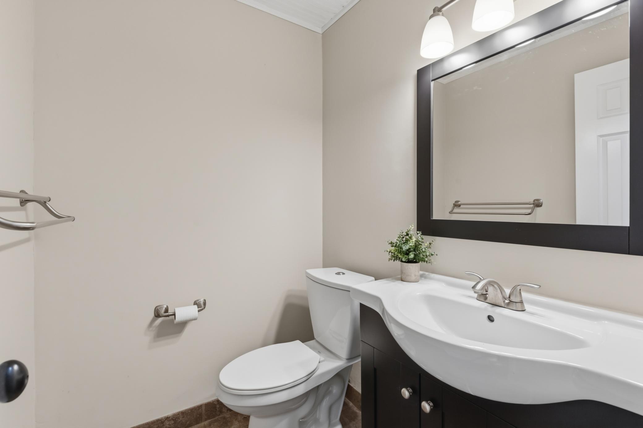 13995 Hidden Lake Trail NE
