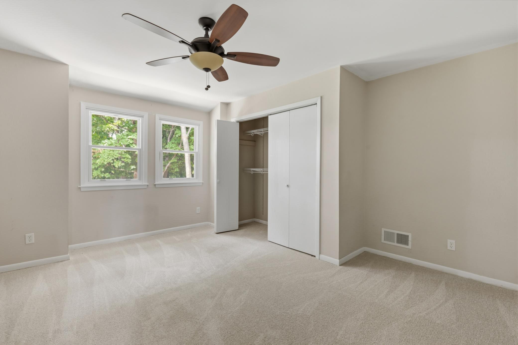 13995 Hidden Lake Trail NE