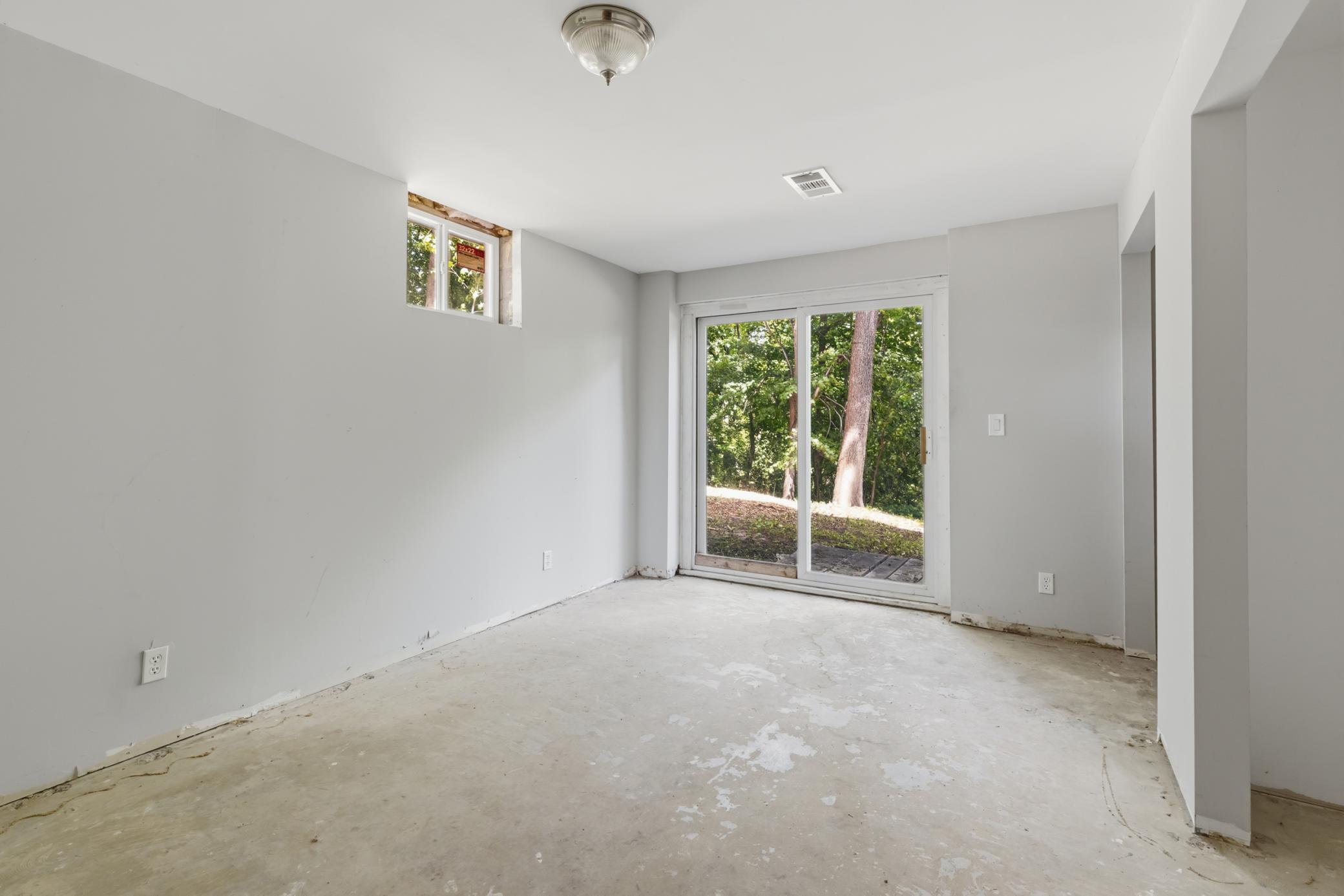 13995 Hidden Lake Trail NE