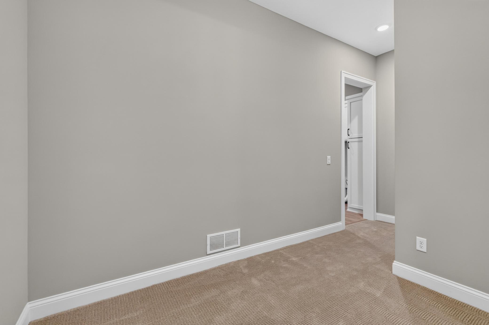 4759 Linden Cove Lane