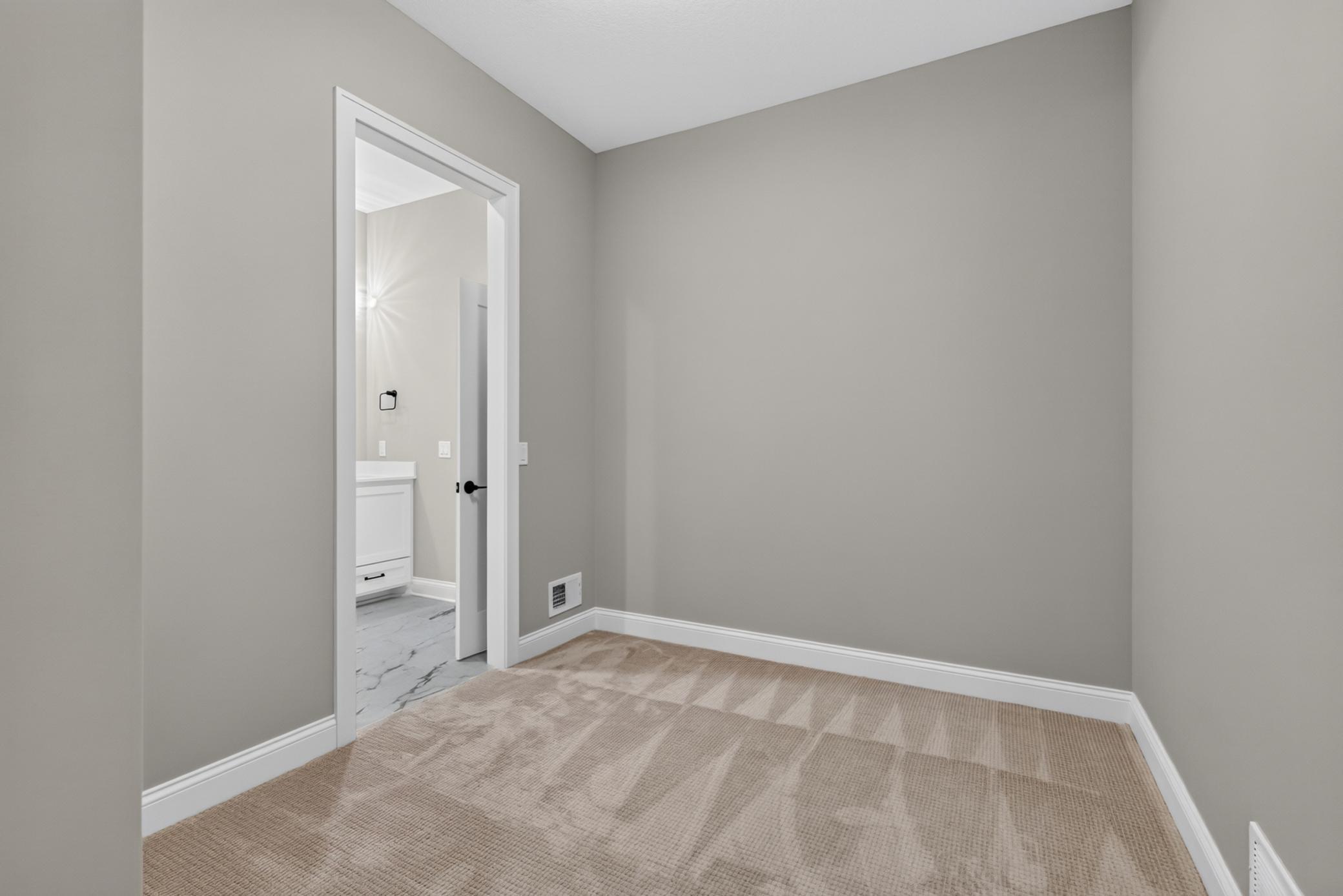 4759 Linden Cove Lane