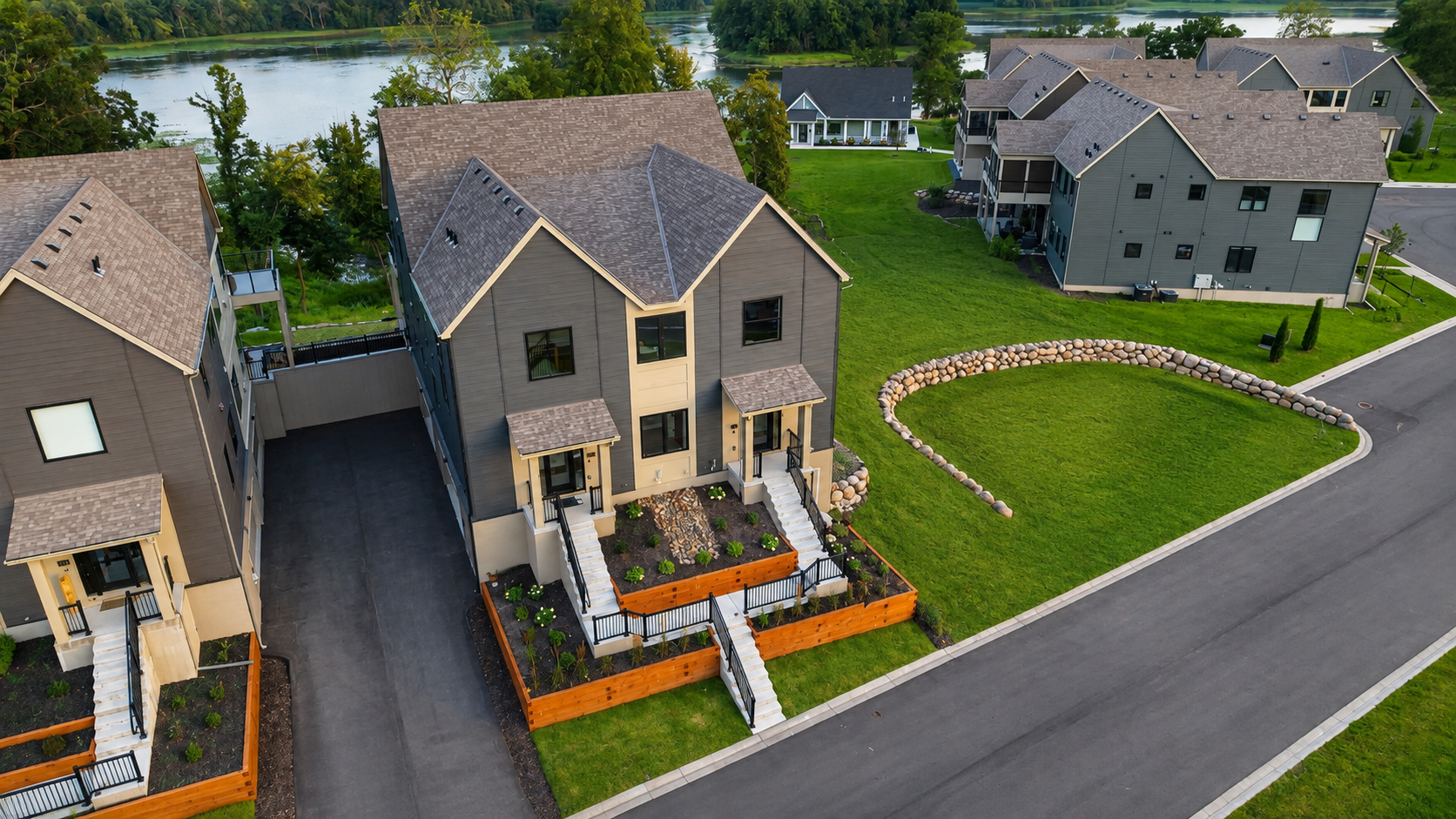 4759 Linden Cove Lane