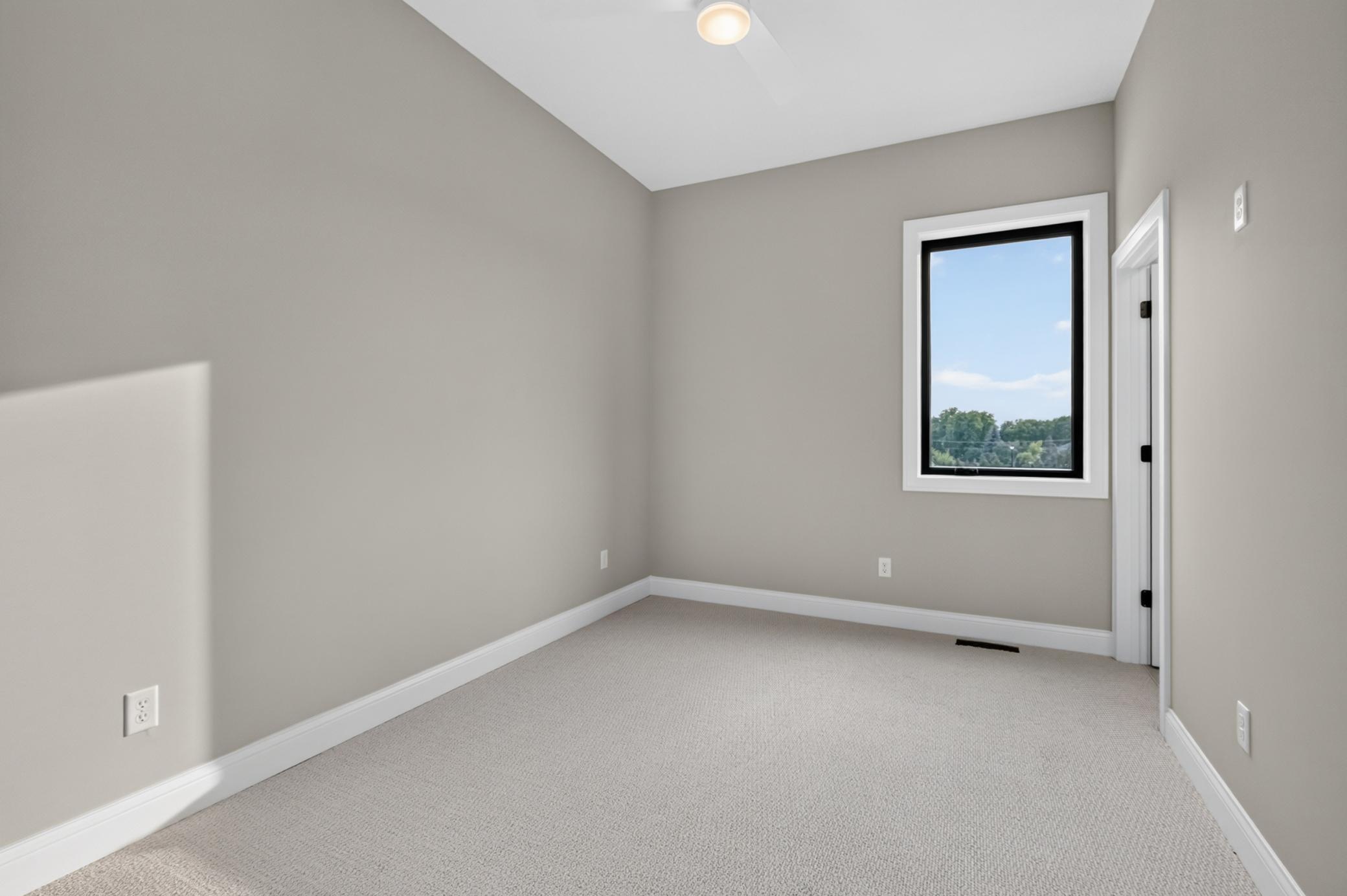4759 Linden Cove Lane