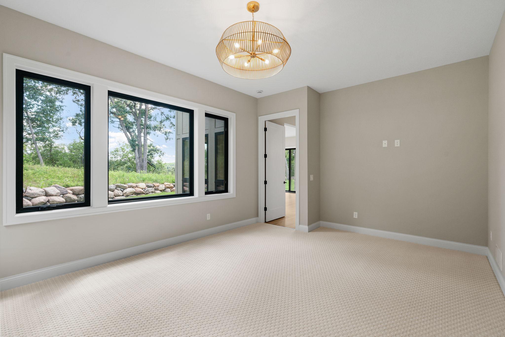 4729 Linden Cove Lane