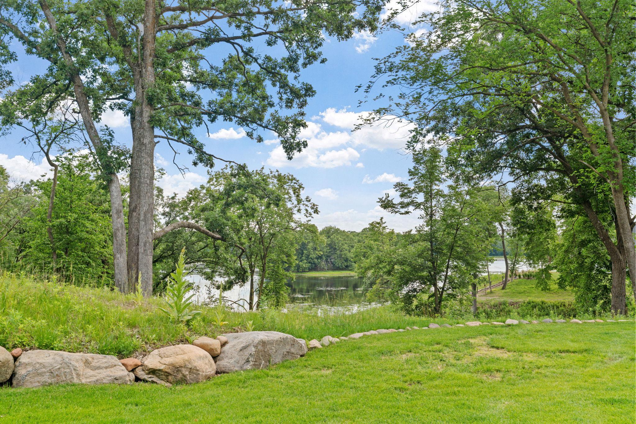 4729 Linden Cove Lane