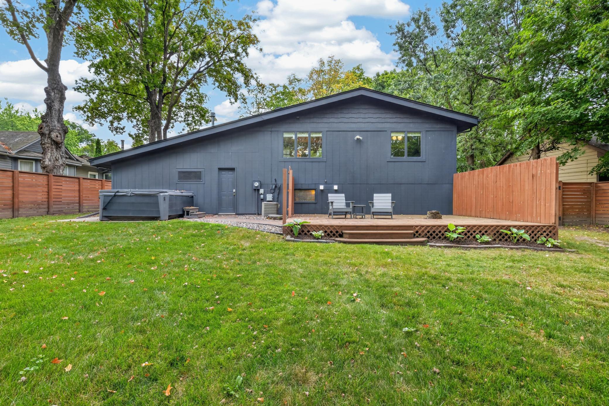 4110 Grainwood Circle NE