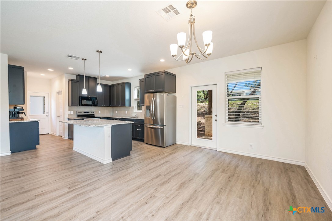 1130 Twin Deer Lane
