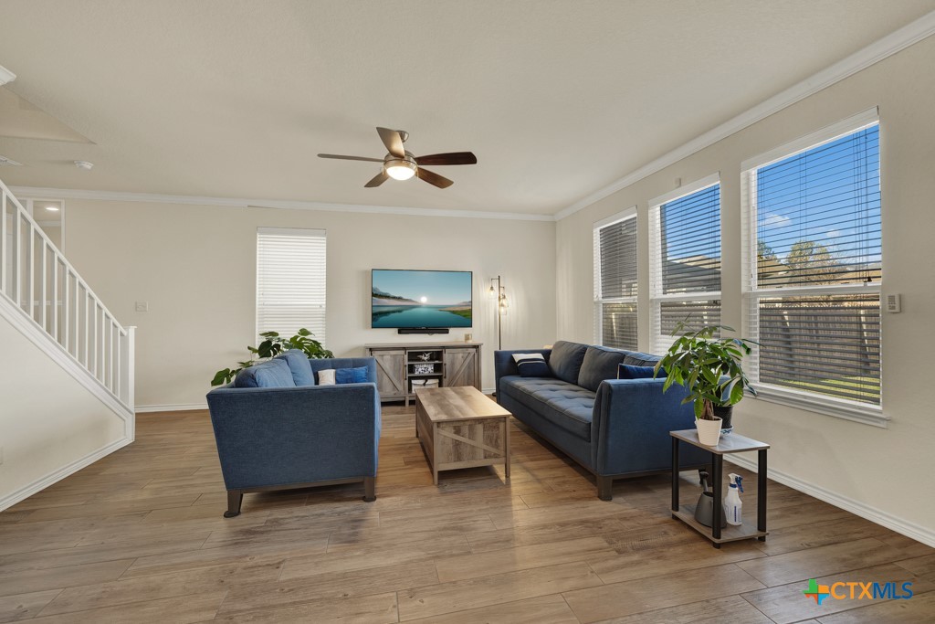 2095 Shire Meadows