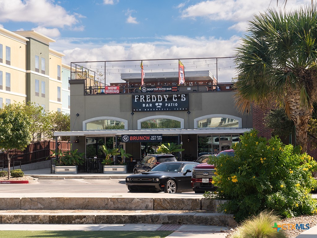 634 Central Parkway 1212